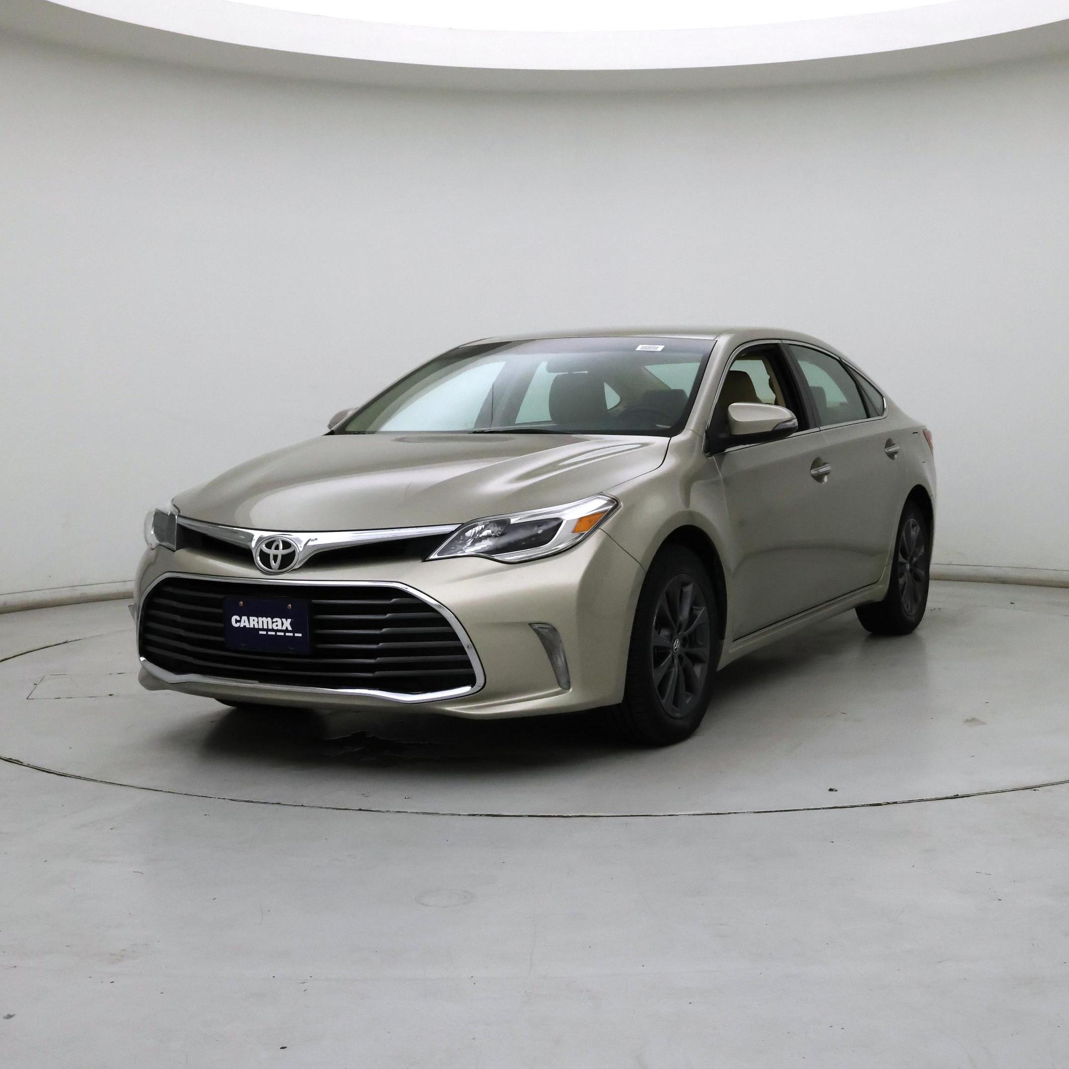 Thumbnail: 2016 Toyota Avalon - 4
