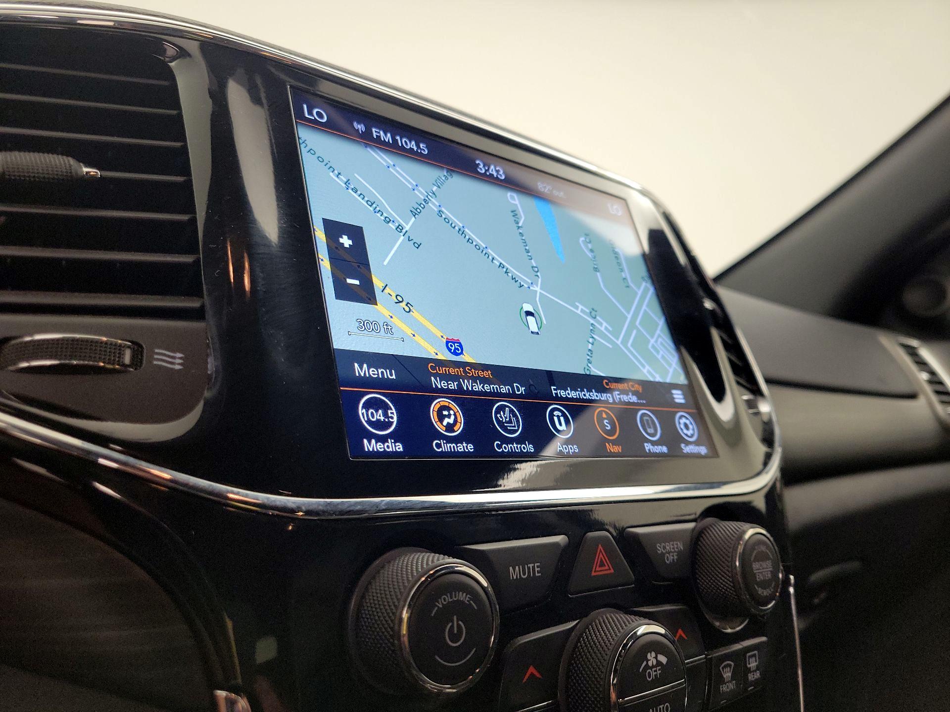 Thumbnail: 2021 Jeep Grand Cherokee - 14