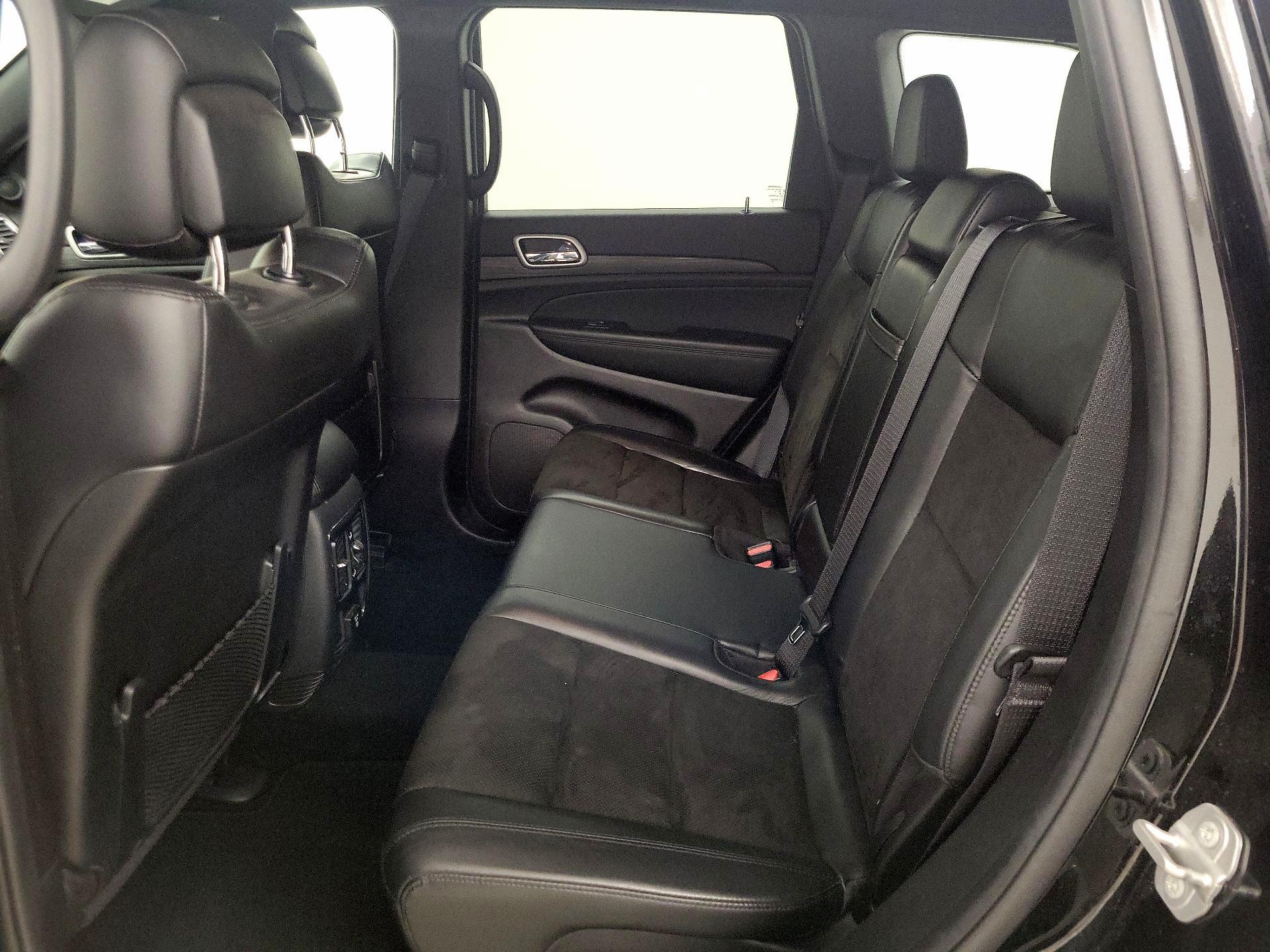Thumbnail: 2021 Jeep Grand Cherokee - 20
