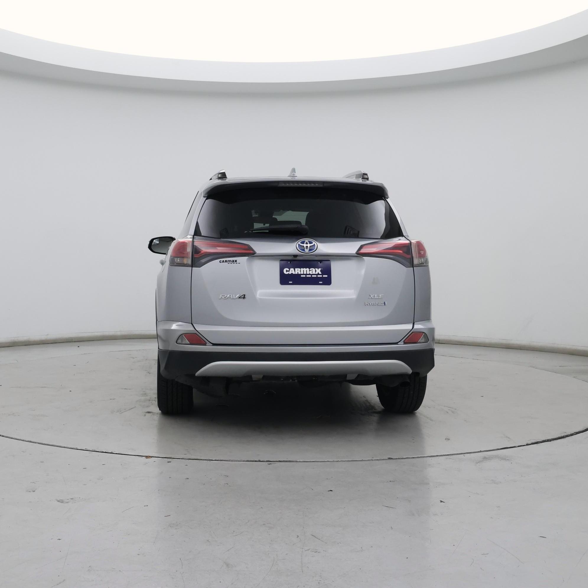 Thumbnail: 2017 Toyota RAV4 - 6