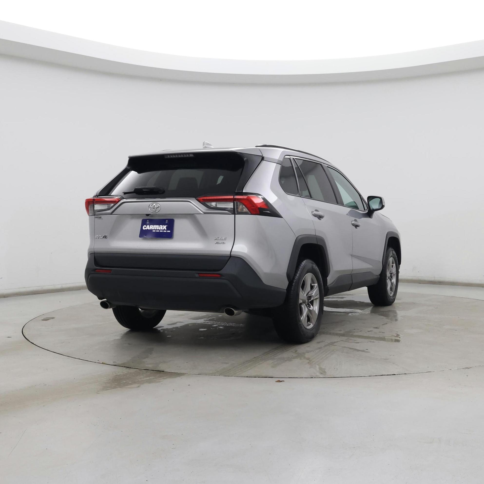 Thumbnail: 2023 Toyota RAV4 - 8