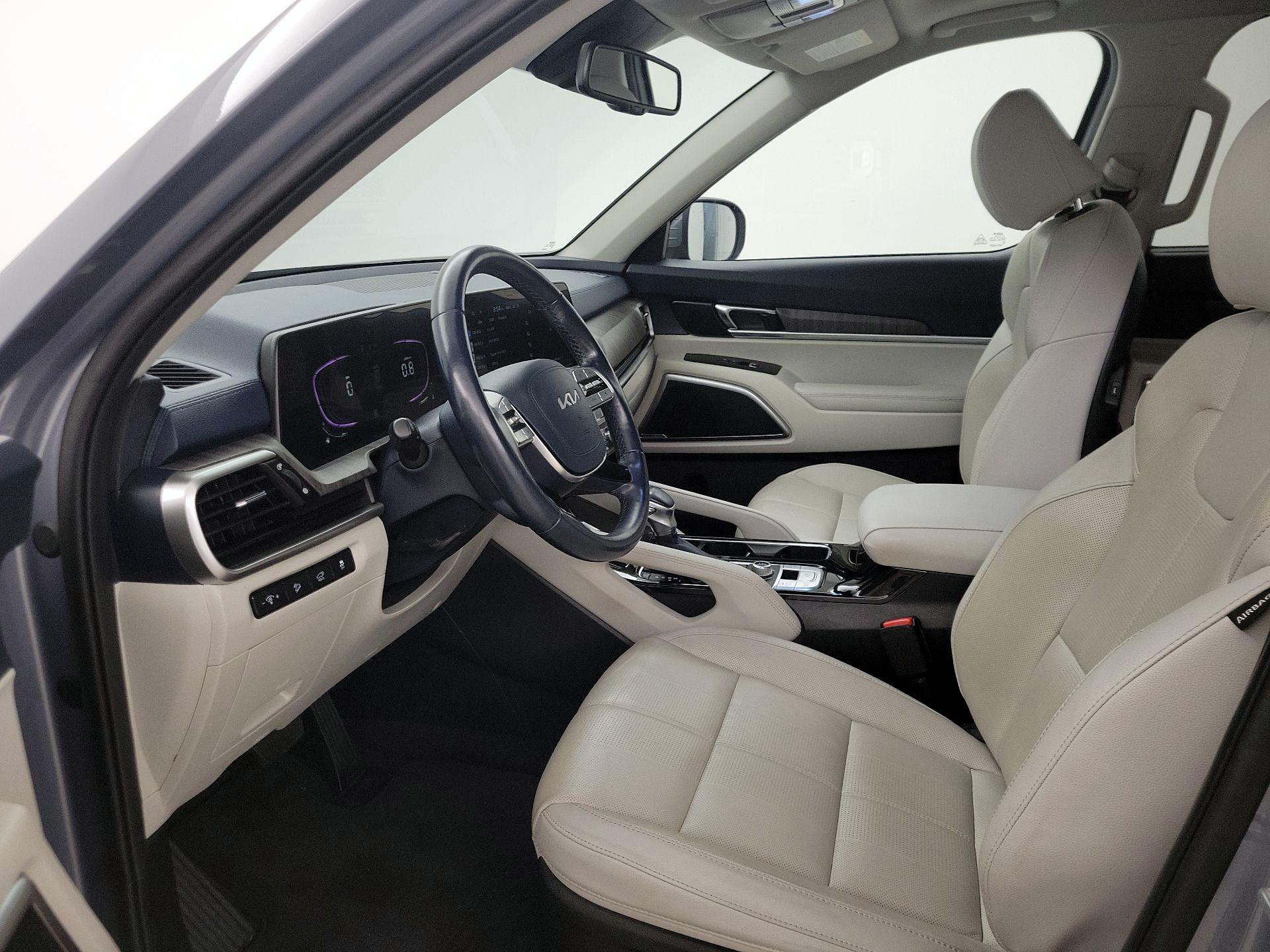 Thumbnail: 2023 Kia Telluride - 11