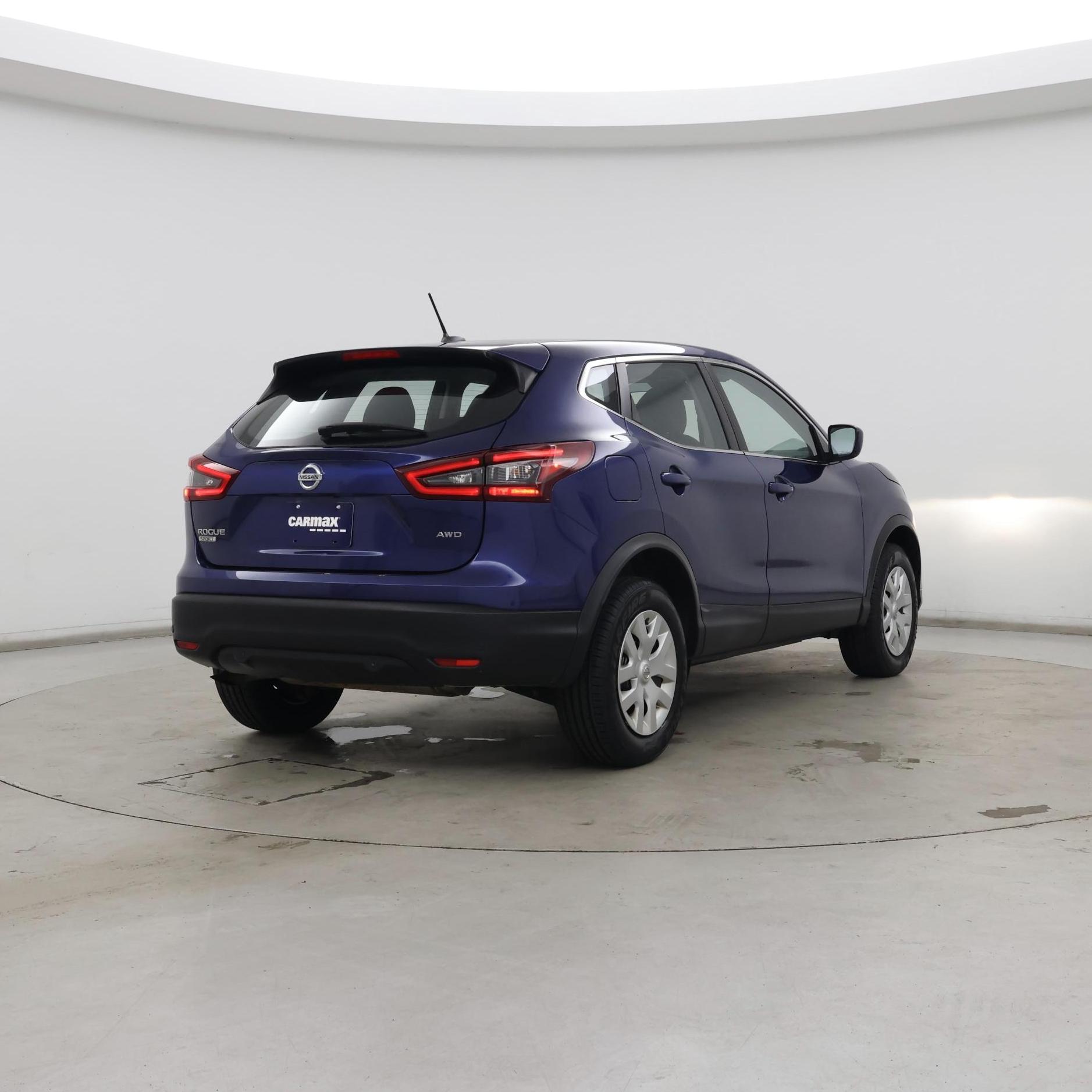 Thumbnail: 2020 Nissan Rogue Sport - 8