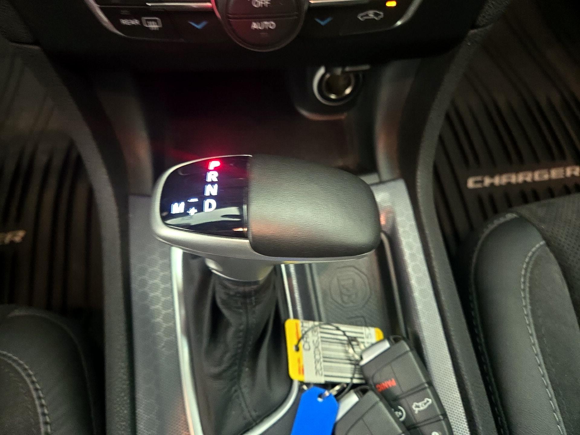 Thumbnail: 2016 Dodge Charger - 17