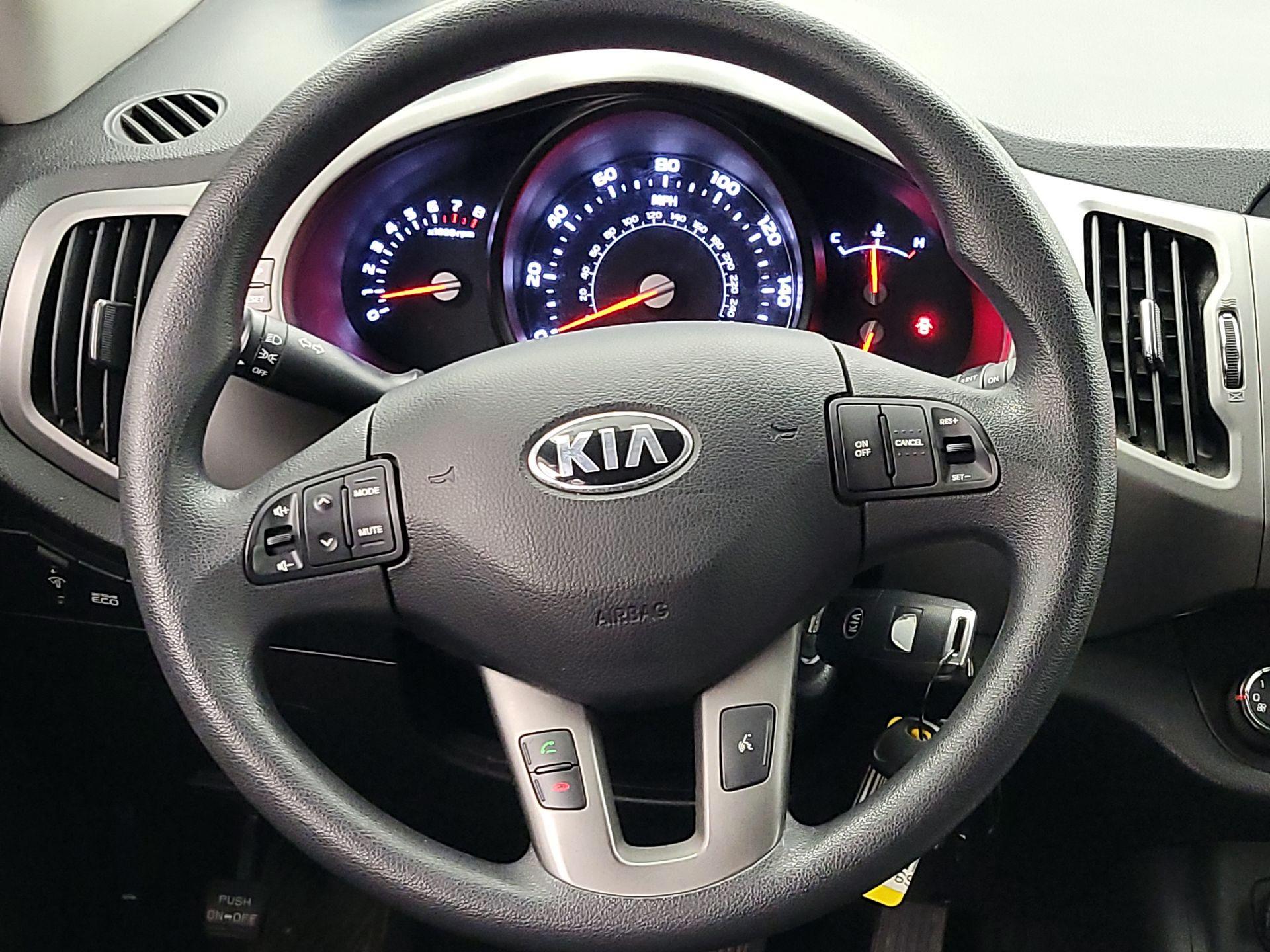 Thumbnail: 2014 Kia Sportage - 10