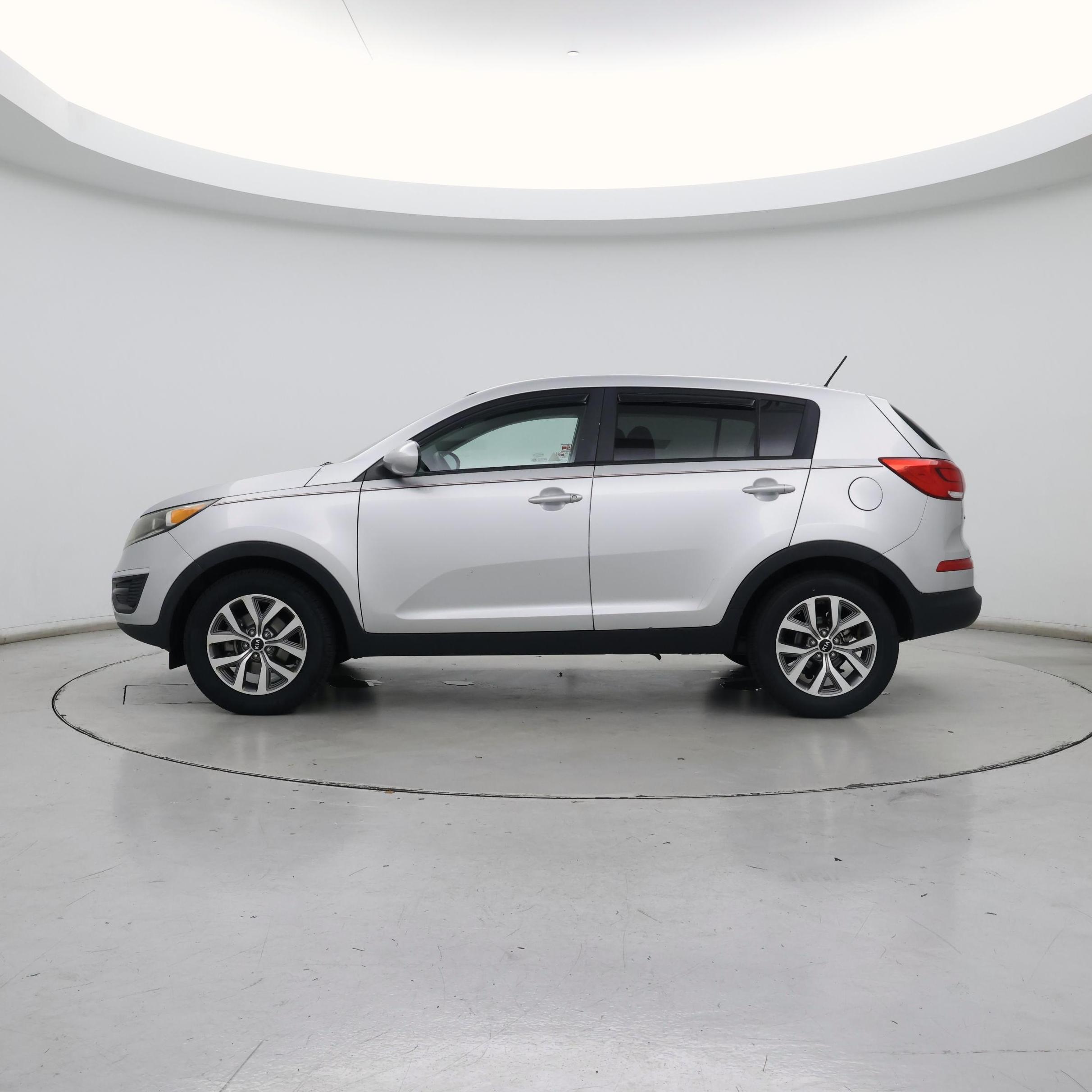 Thumbnail: 2014 Kia Sportage - 3