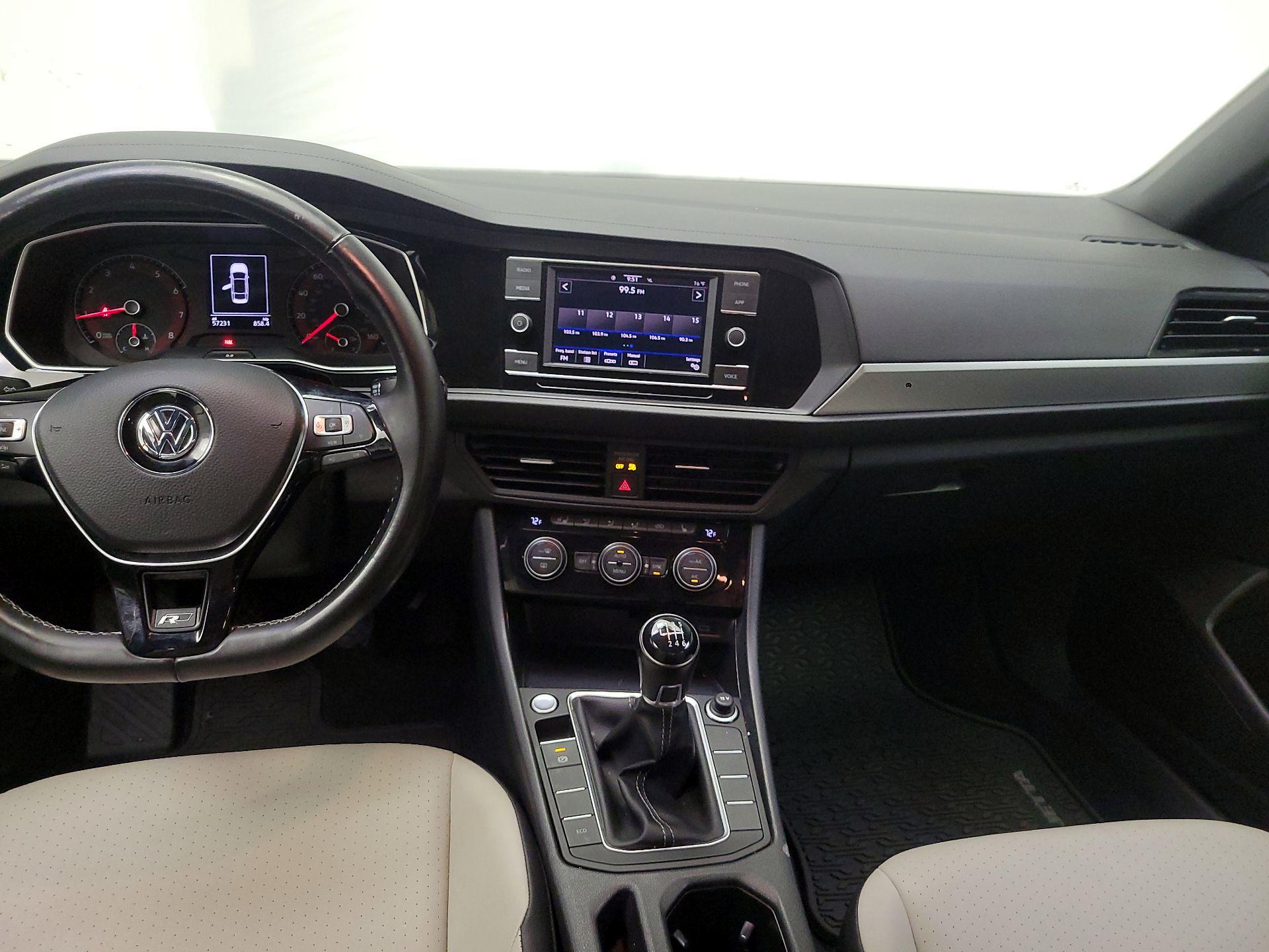 Thumbnail: 2020 Volkswagen Jetta - 9