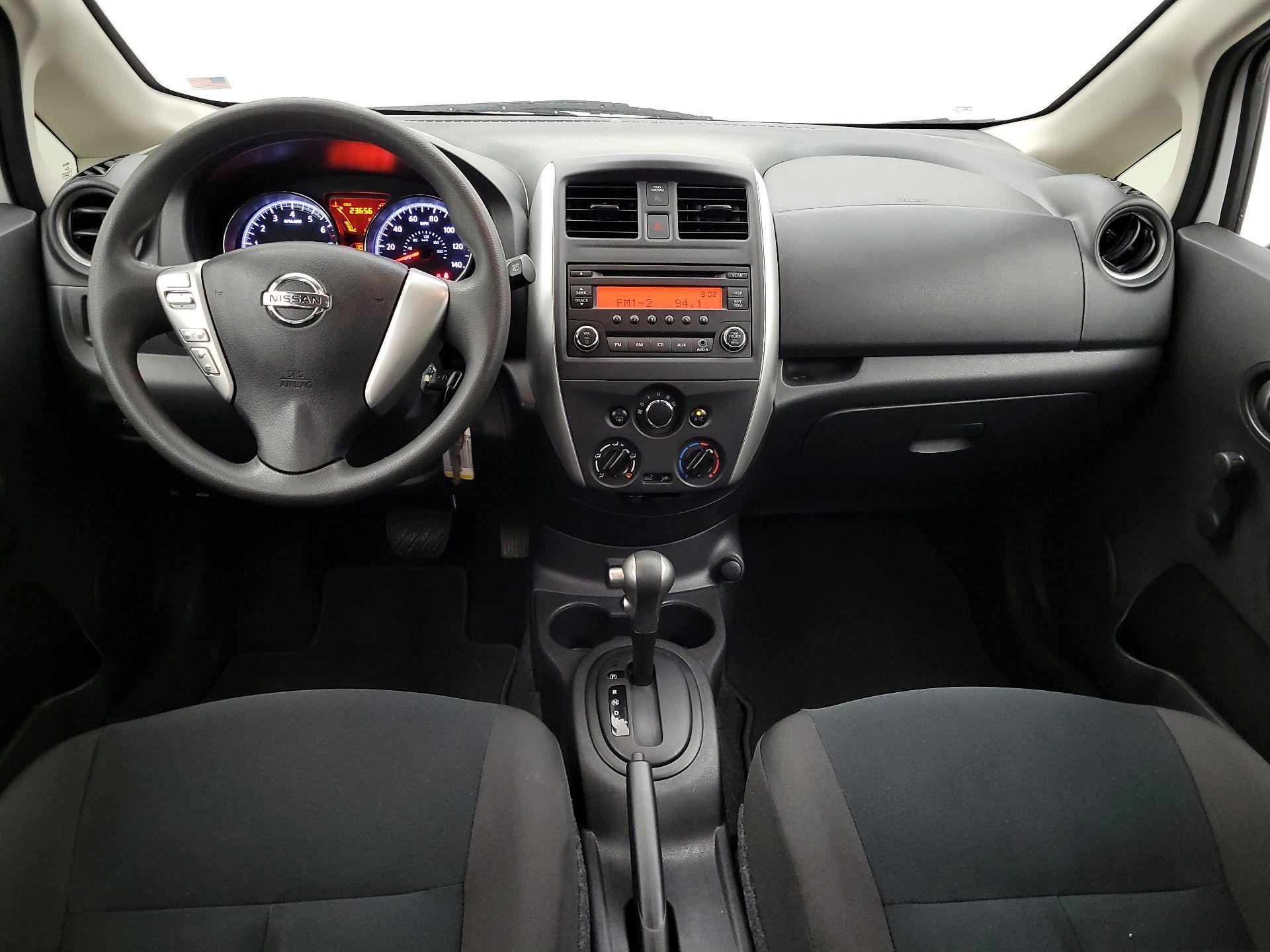 Thumbnail: 2017 Nissan Versa Note - 9