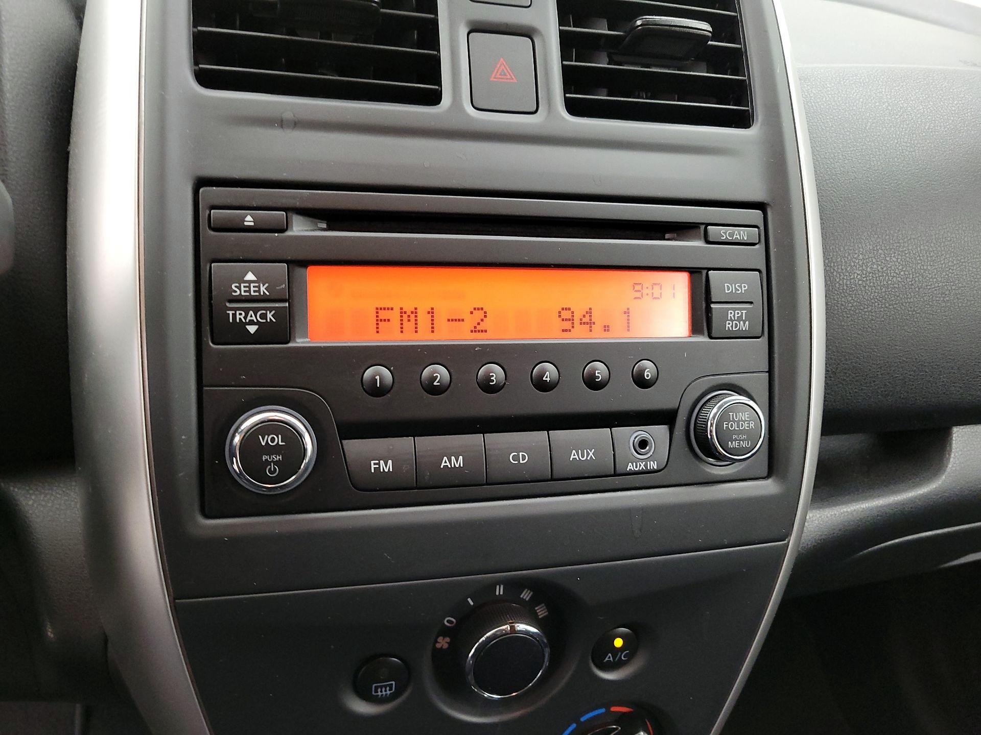 Thumbnail: 2017 Nissan Versa Note - 14