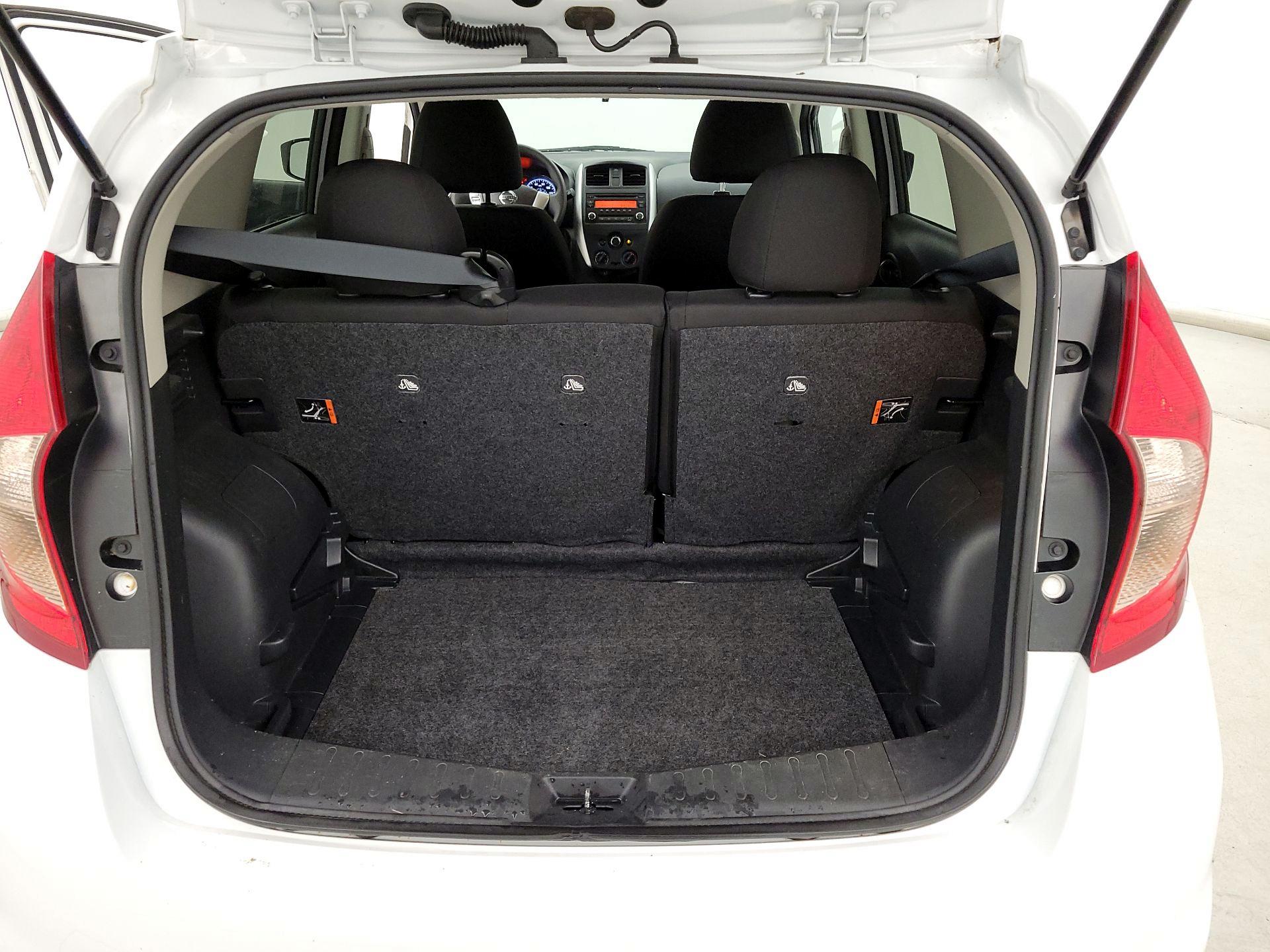 Thumbnail: 2017 Nissan Versa Note - 18