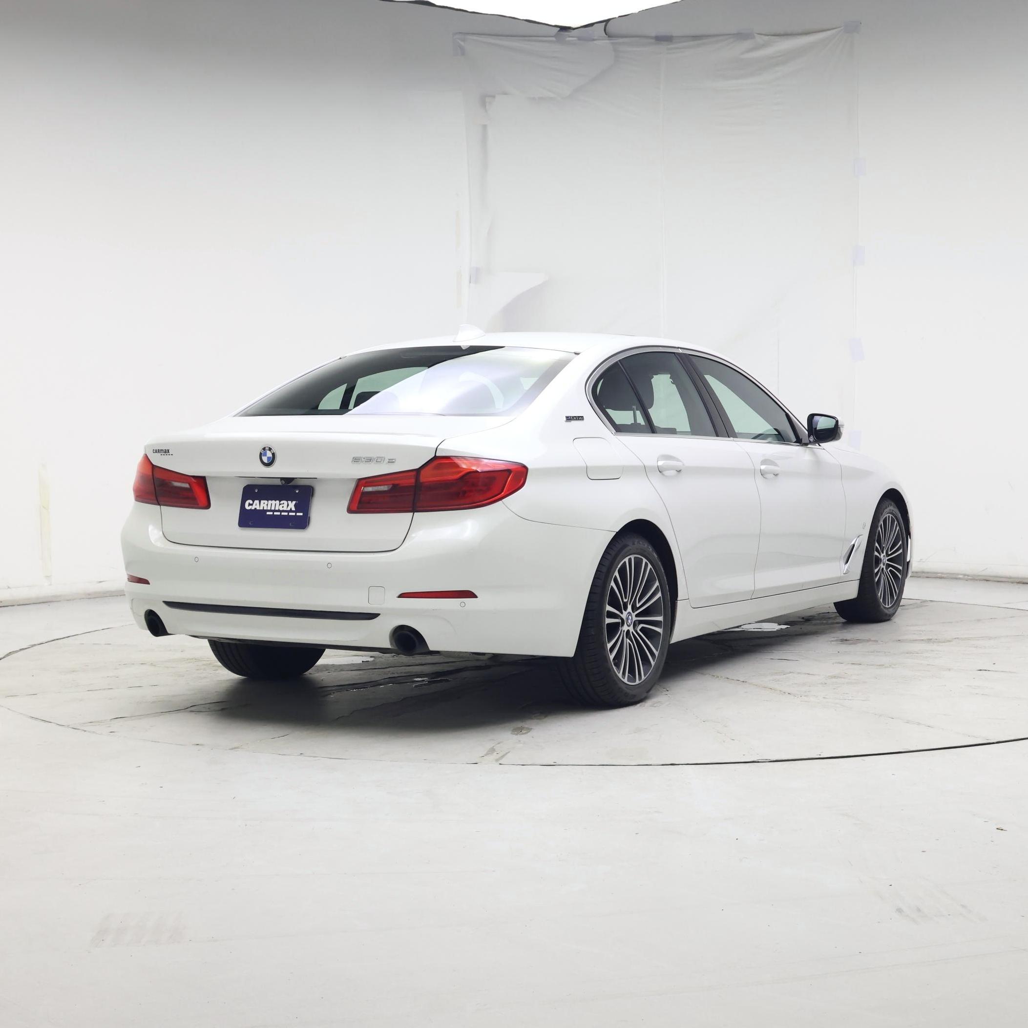 Thumbnail: 2019 BMW 5 Series - 8