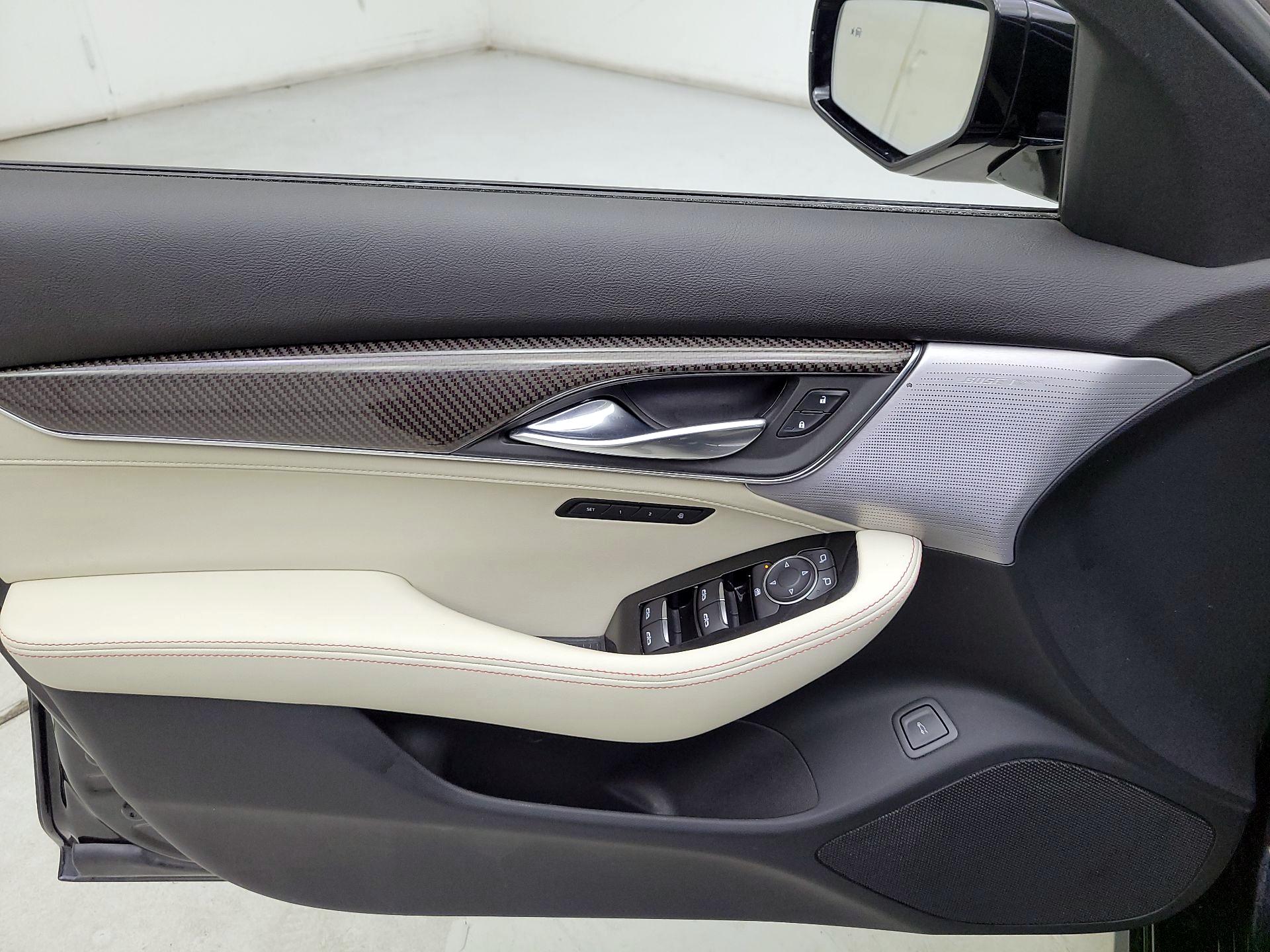 Thumbnail: 2020 Cadillac CT5 - 12