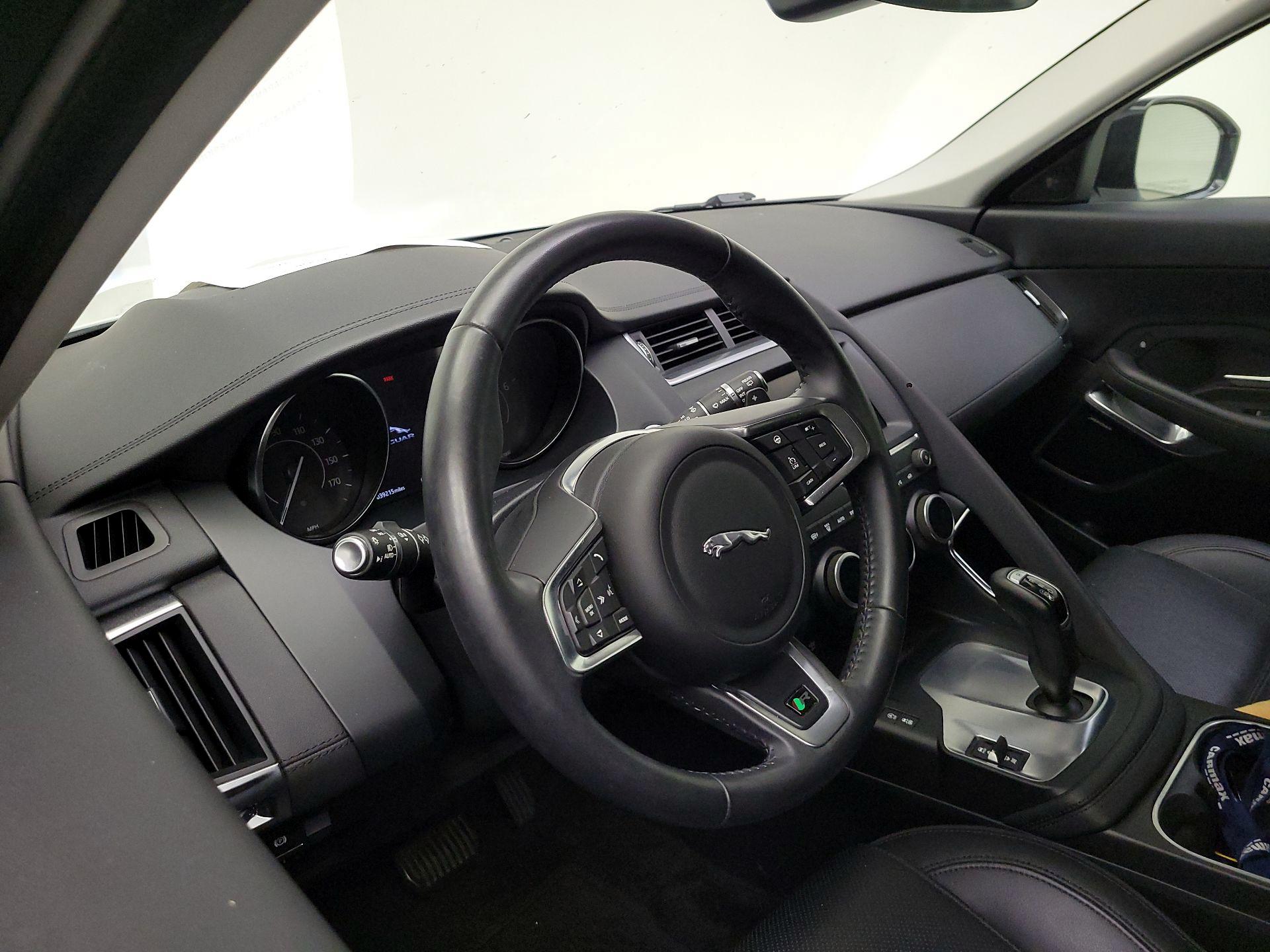 Thumbnail: 2020 Jaguar E-Pace - 9