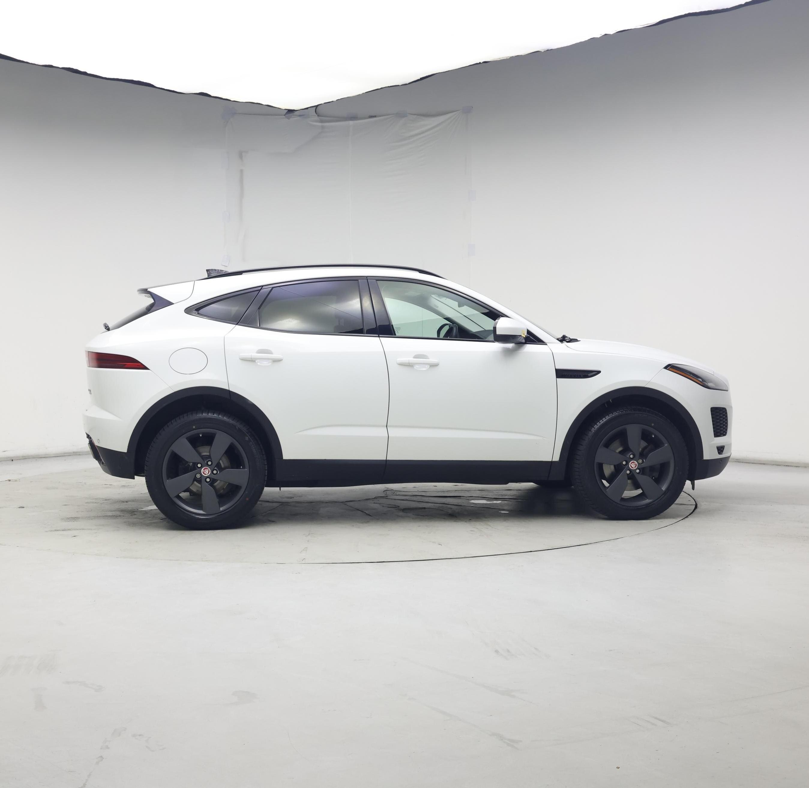 Thumbnail: 2020 Jaguar E-Pace - 7