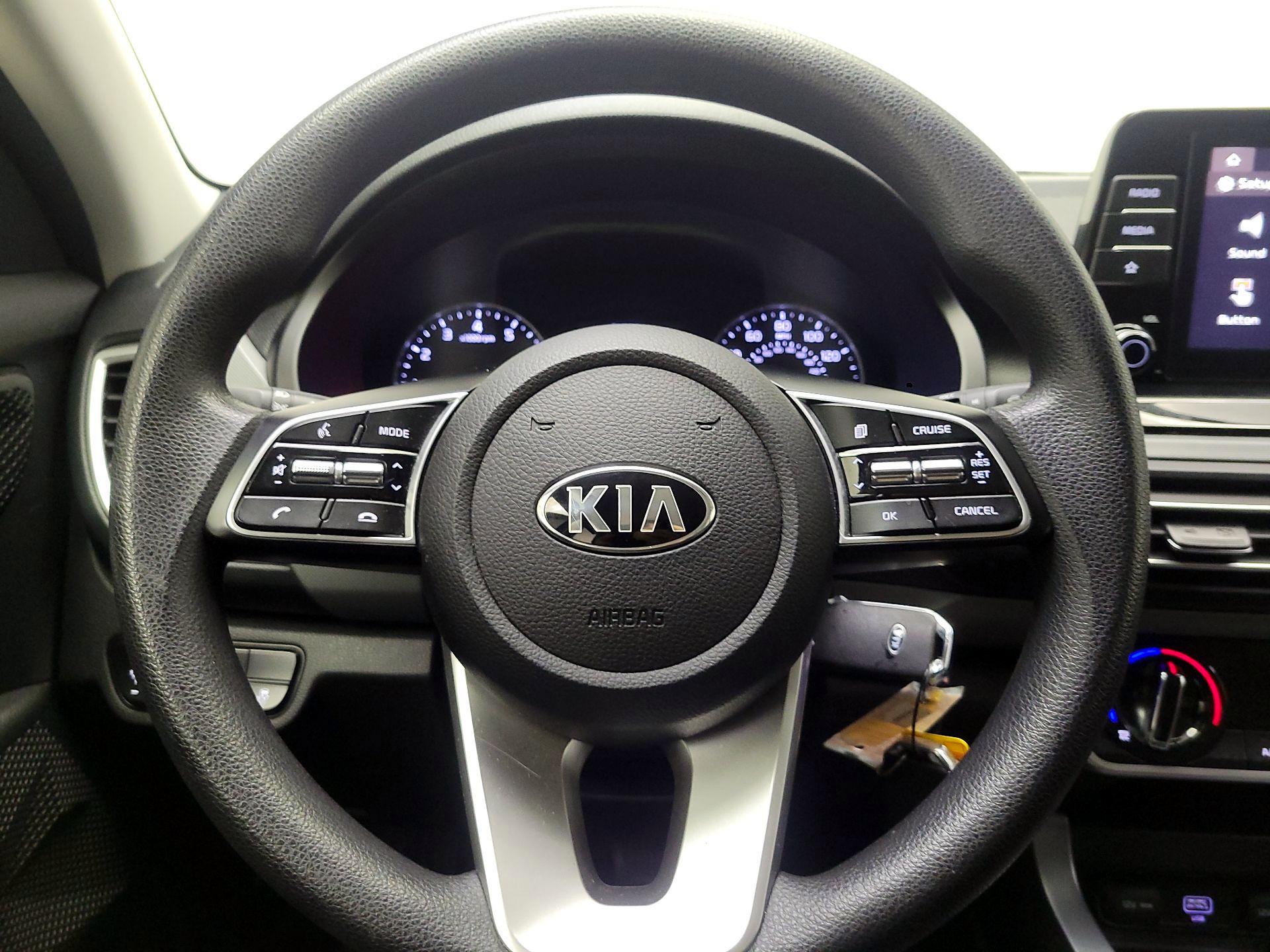 Thumbnail: 2021 Kia Seltos - 10