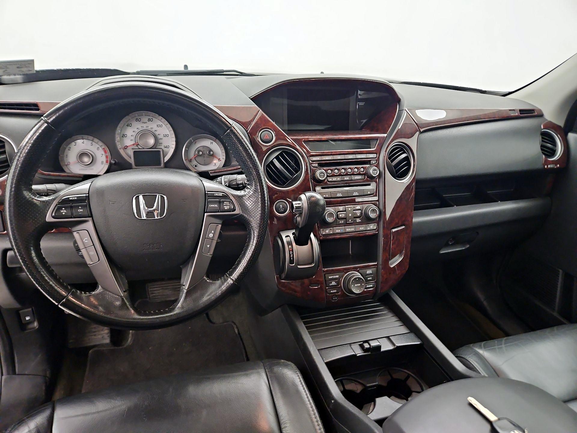 Thumbnail: 2015 Honda Pilot - 9