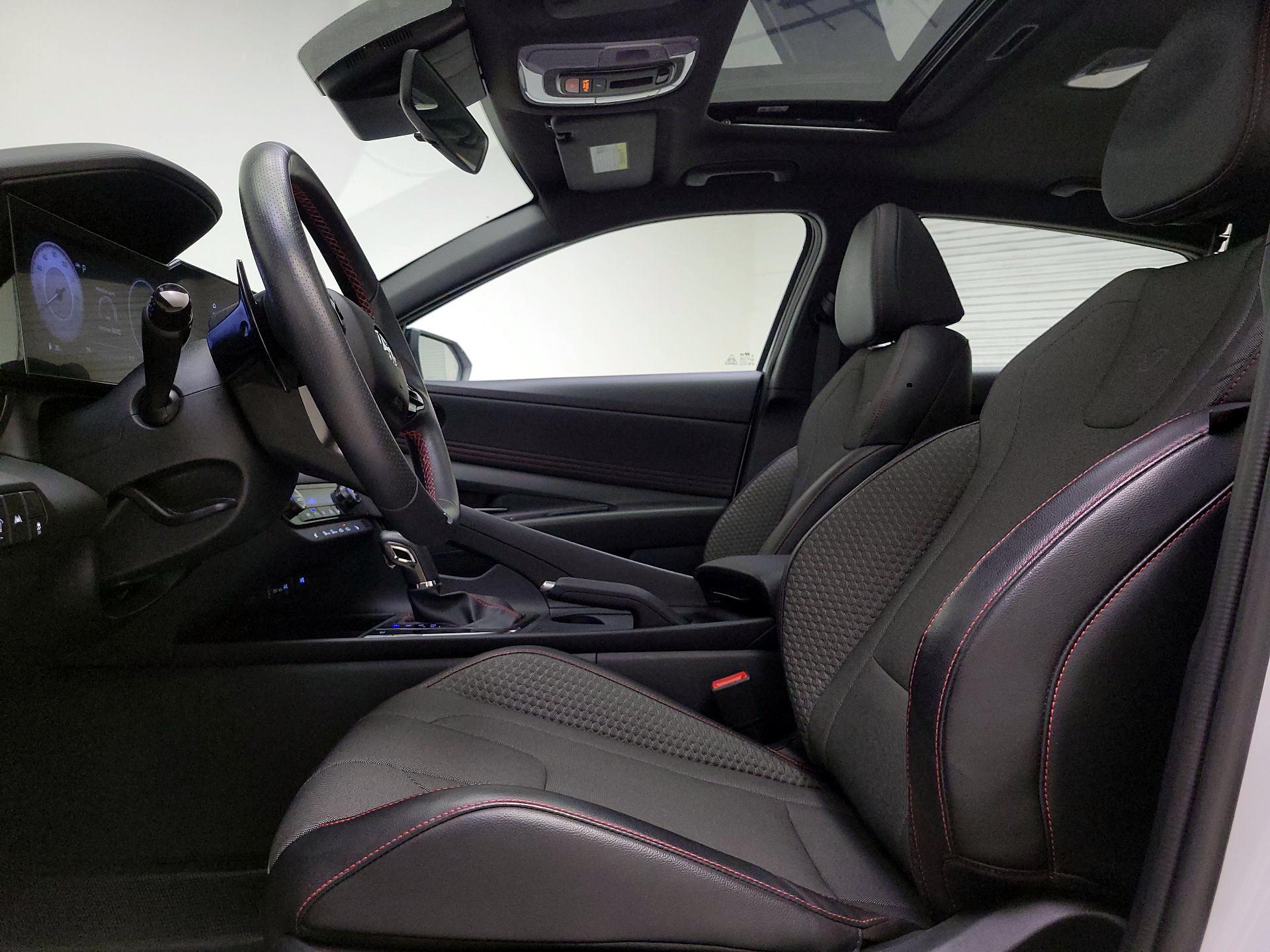 Thumbnail: 2023 Hyundai Elantra - 11