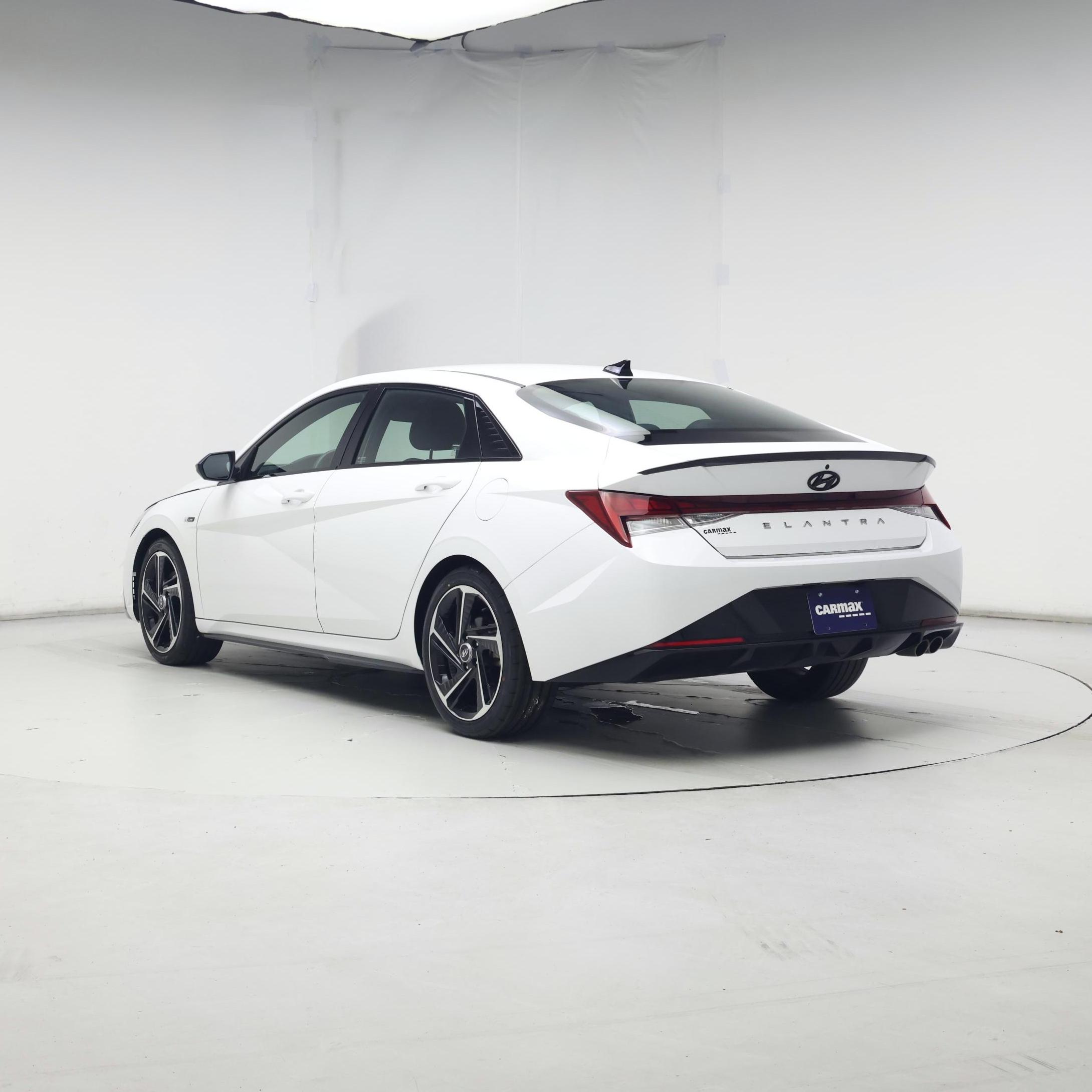 Thumbnail: 2023 Hyundai Elantra - 2