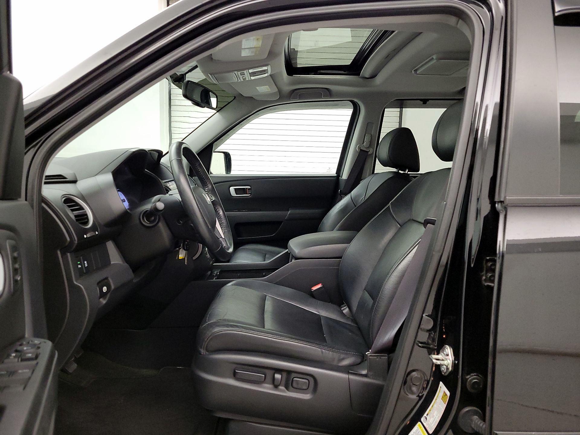 Thumbnail: 2015 Honda Pilot - 11