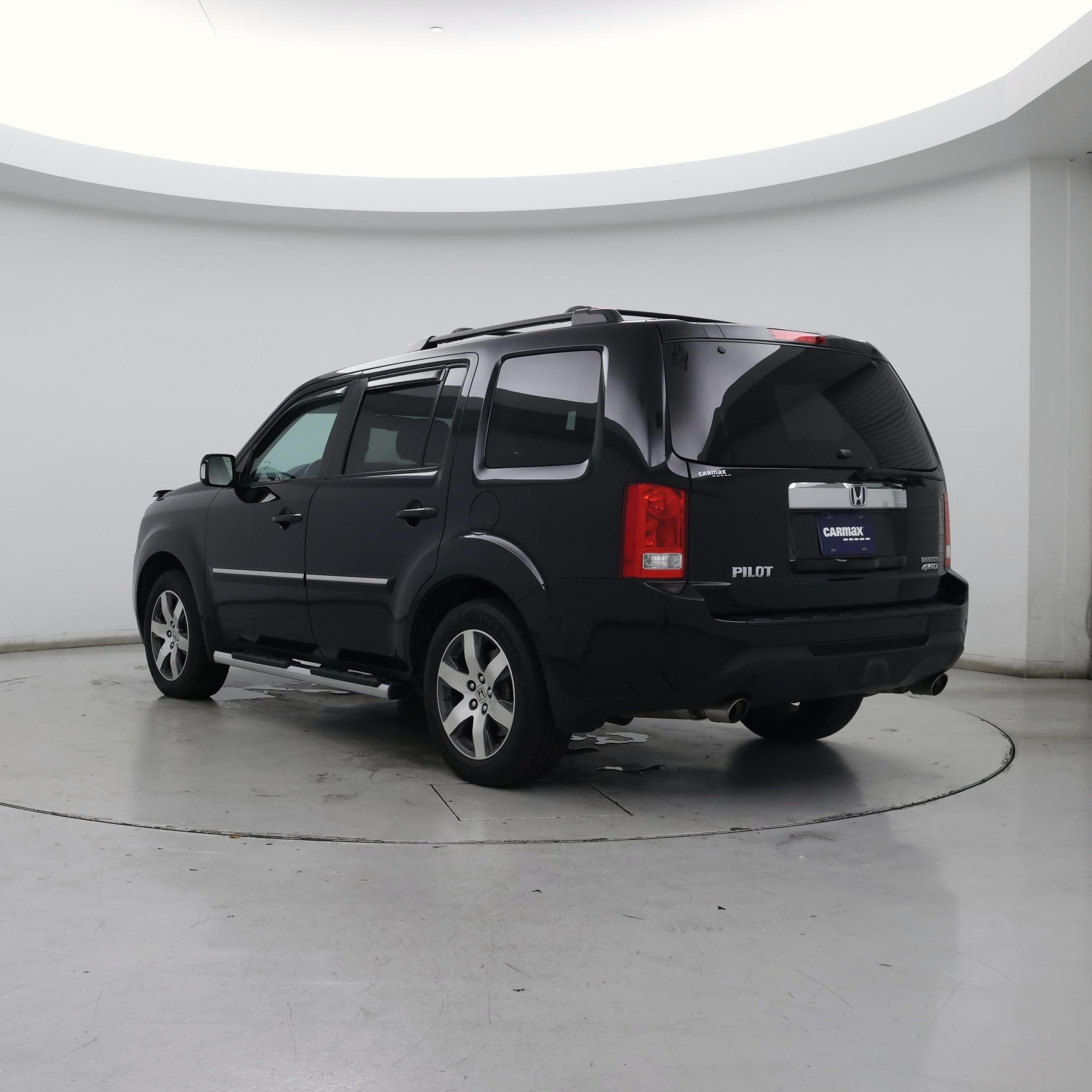 Thumbnail: 2015 Honda Pilot - 2