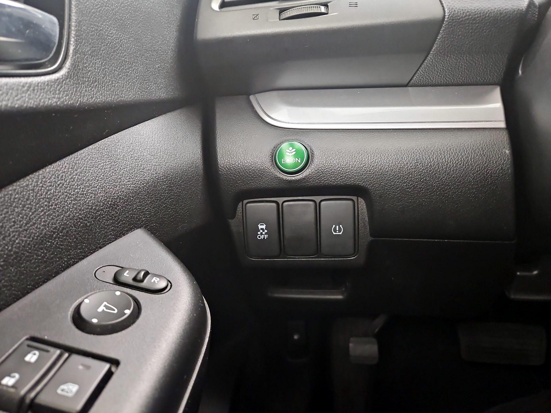 Thumbnail: 2015 Honda CR-V - 13