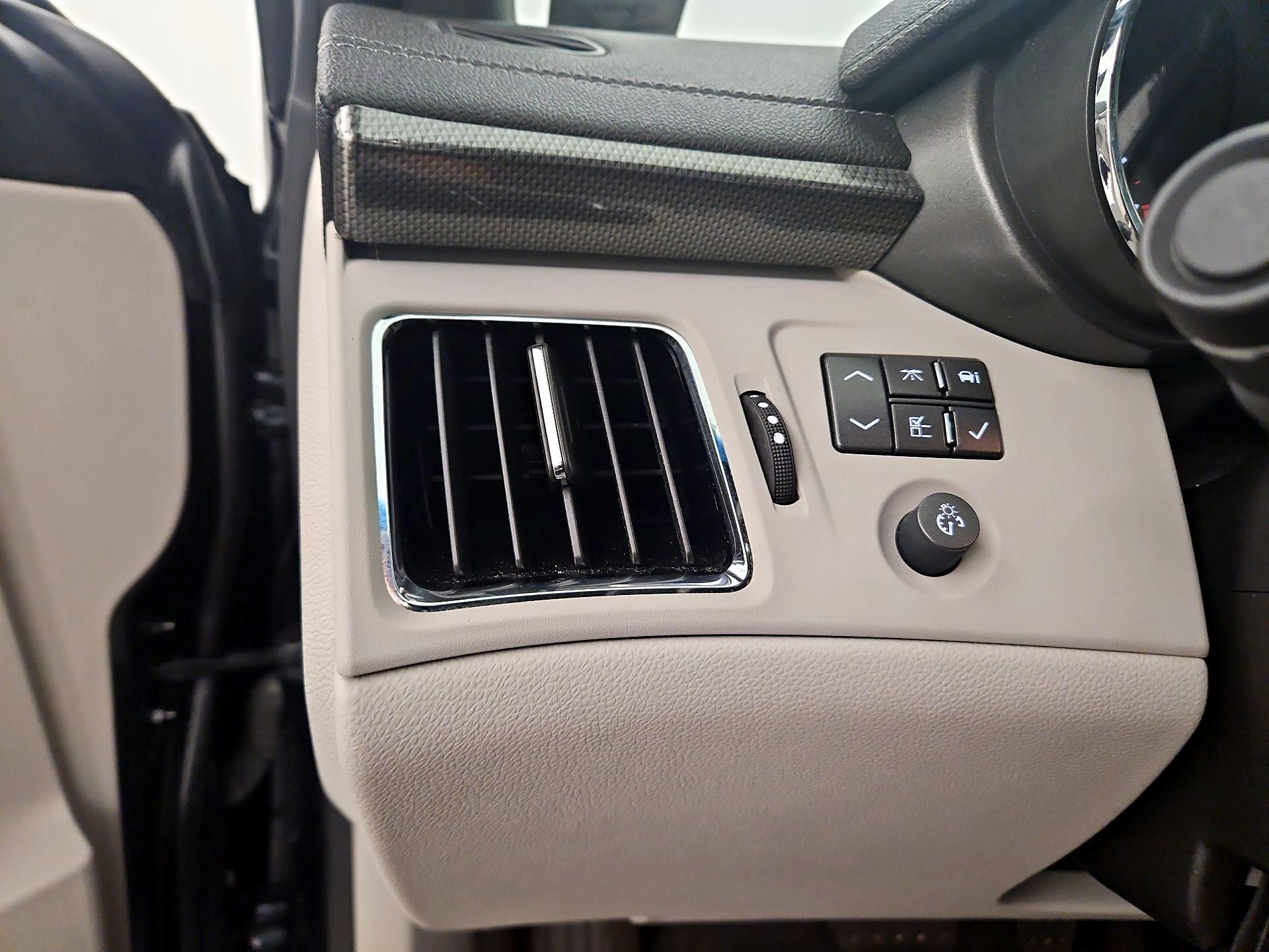 Thumbnail: 2013 Cadillac CTS - 13