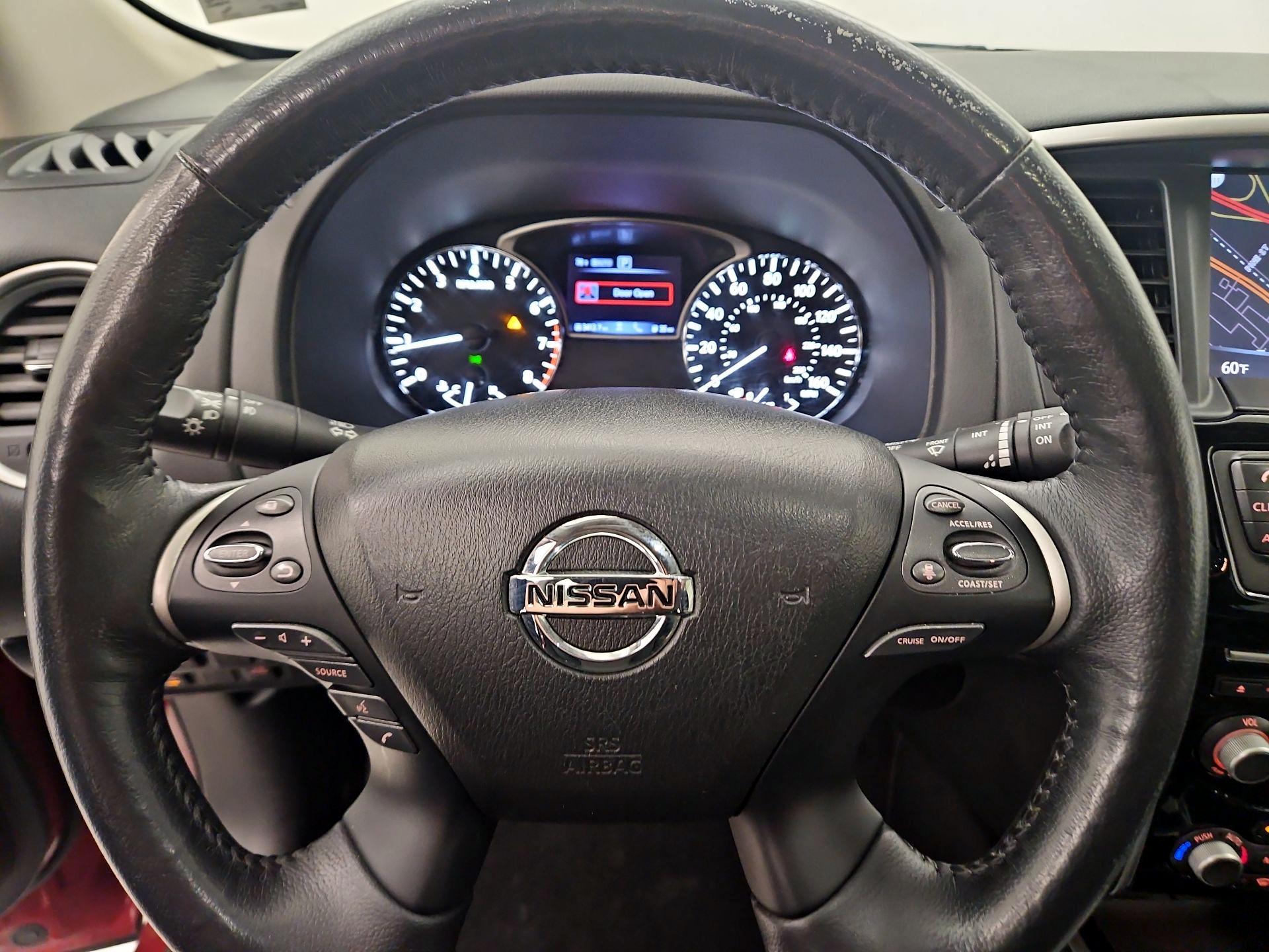 Thumbnail: 2019 Nissan Pathfinder - 10