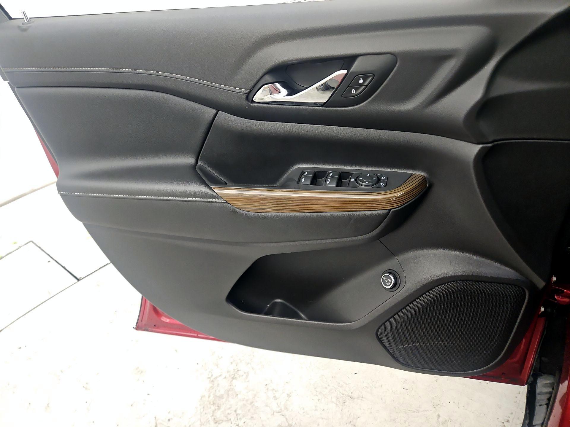 Thumbnail: 2021 GMC Acadia - 12