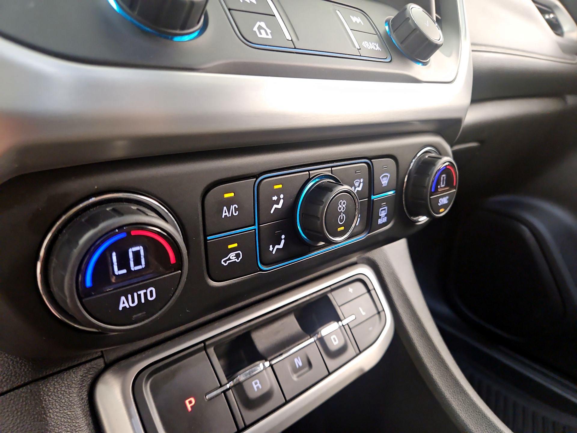 Thumbnail: 2021 GMC Acadia - 16