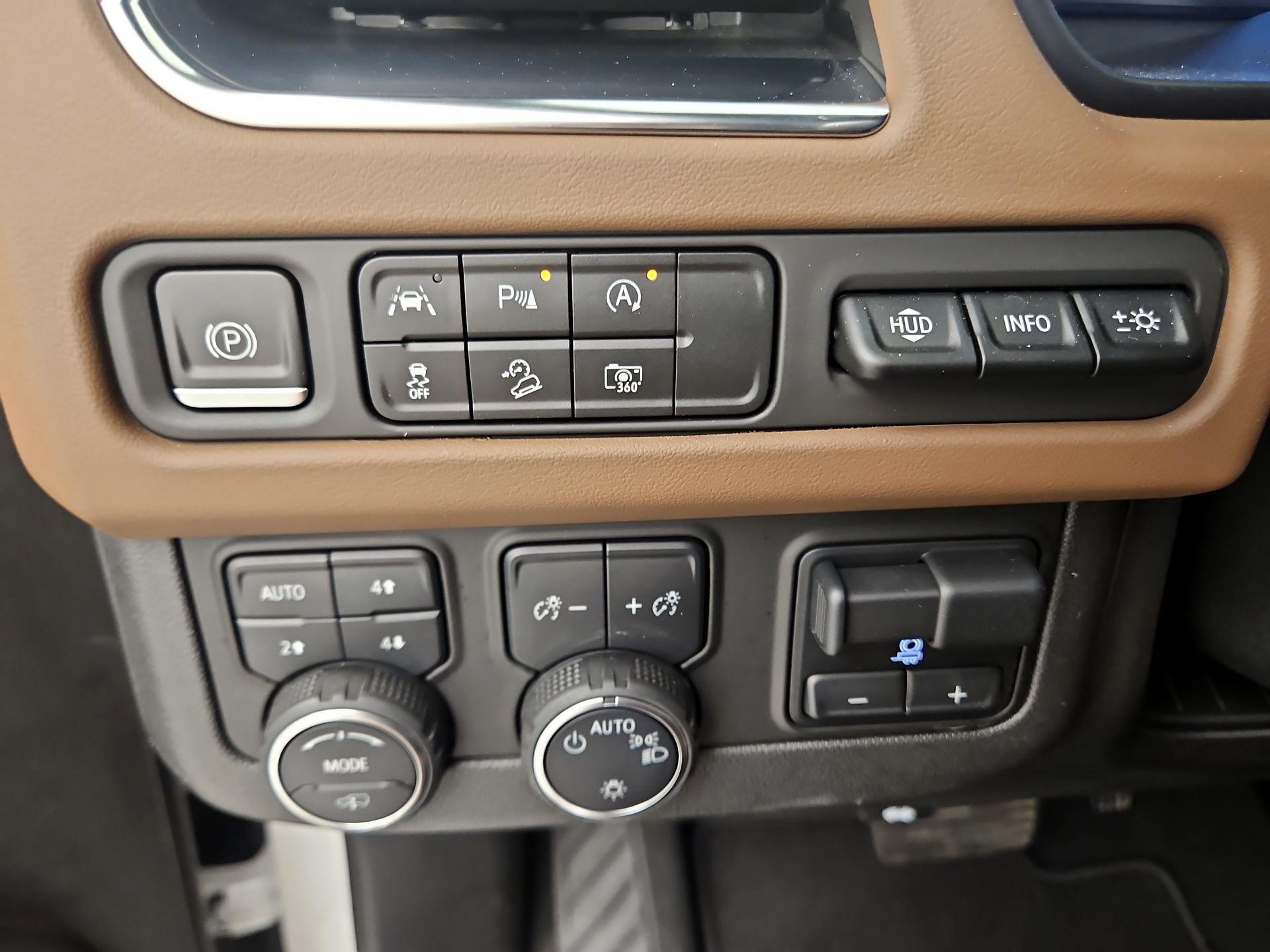 Thumbnail: 2024 Chevrolet Tahoe - 13