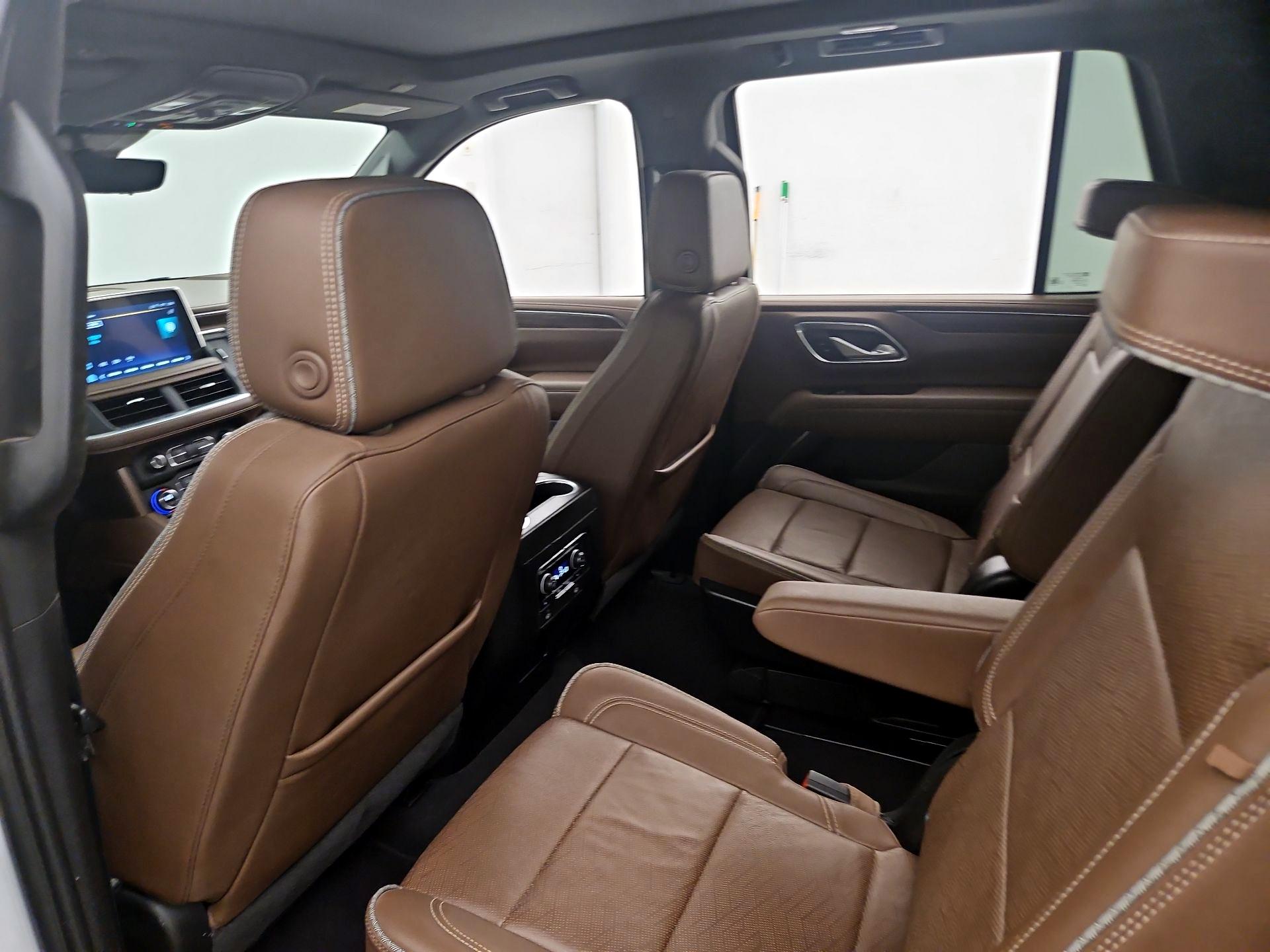 Thumbnail: 2024 Chevrolet Tahoe - 19