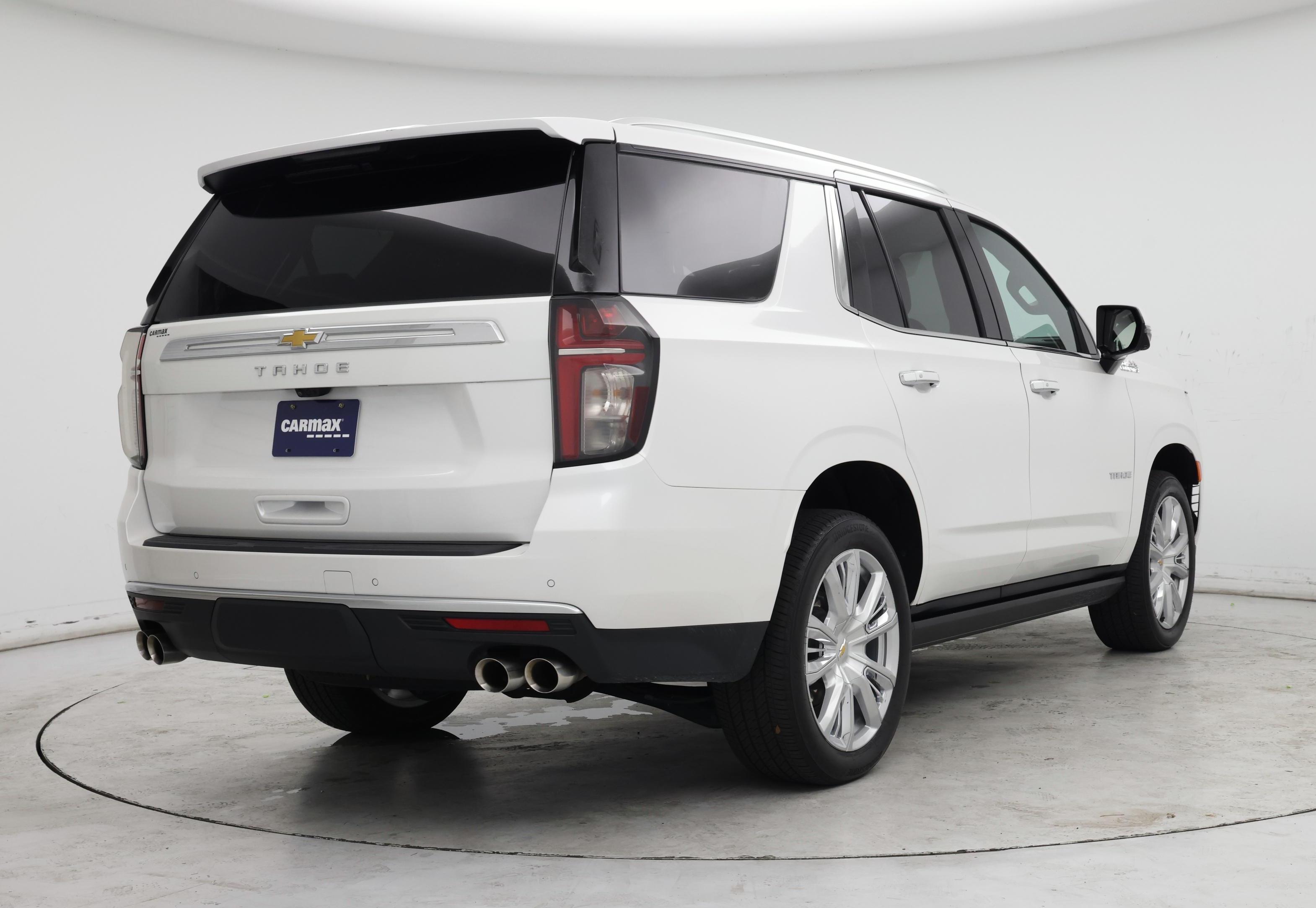 Thumbnail: 2024 Chevrolet Tahoe - 8
