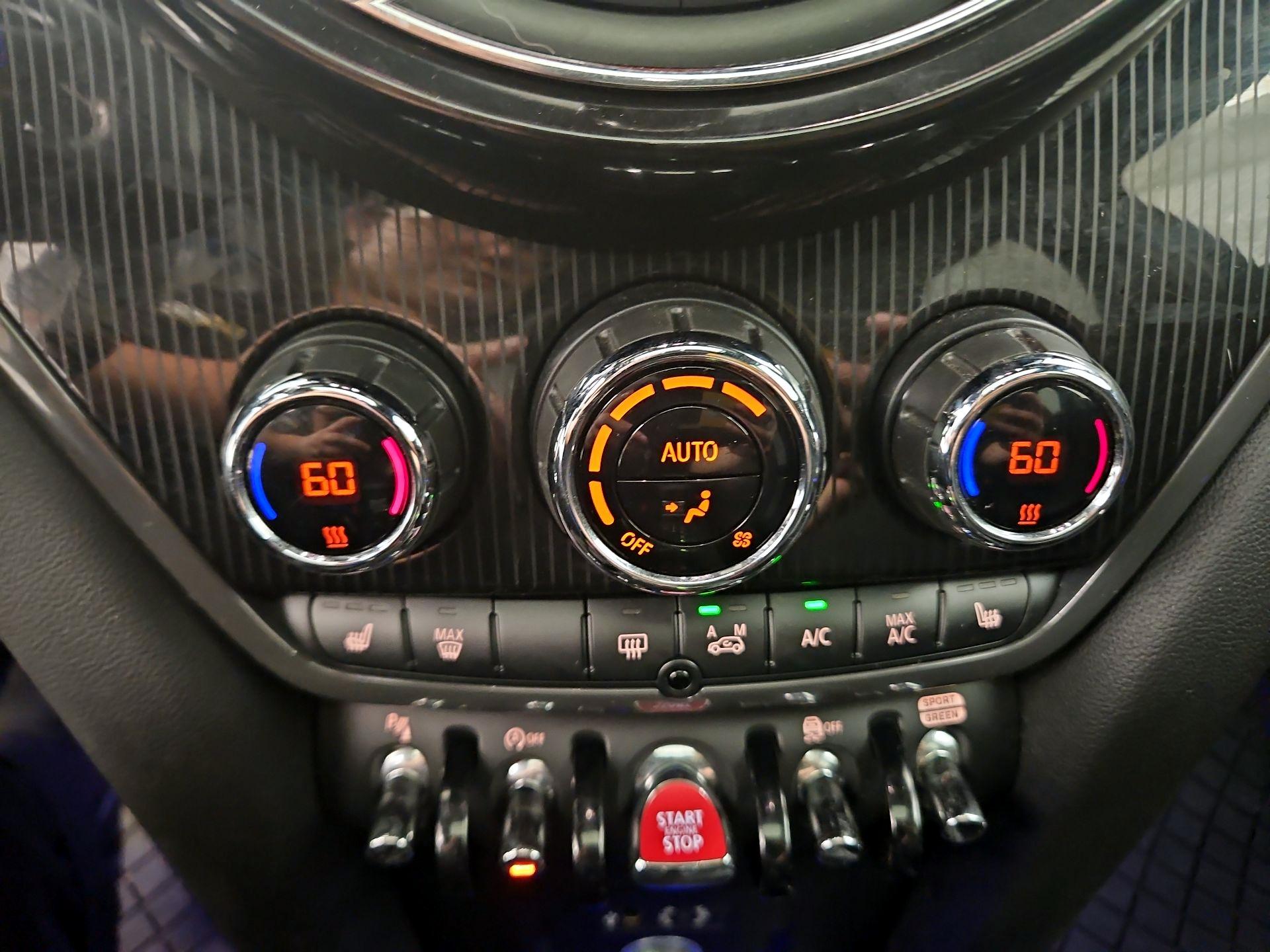 Thumbnail: 2018 MINI Cooper Countryman - 17