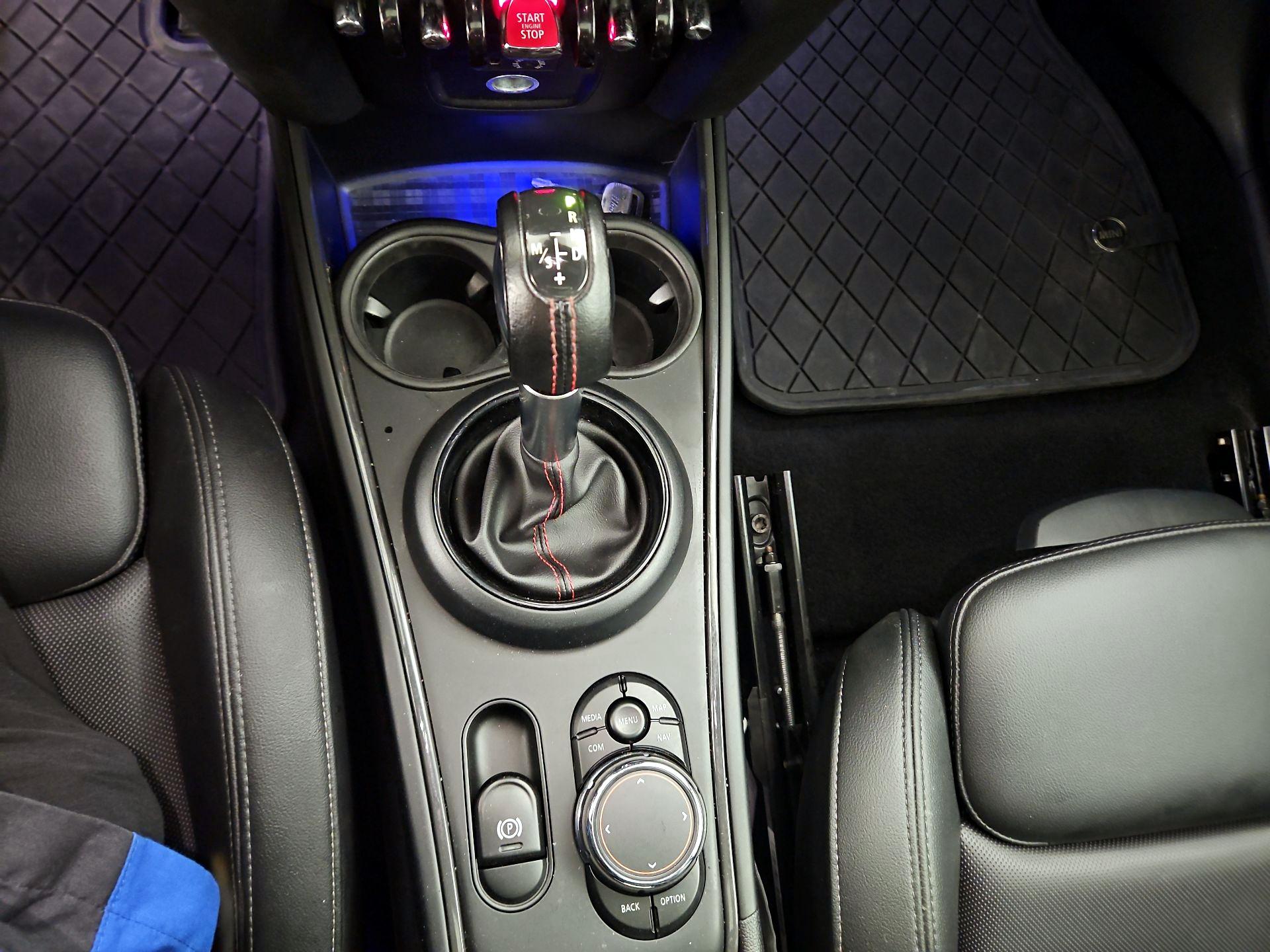 Thumbnail: 2018 MINI Cooper Countryman - 18