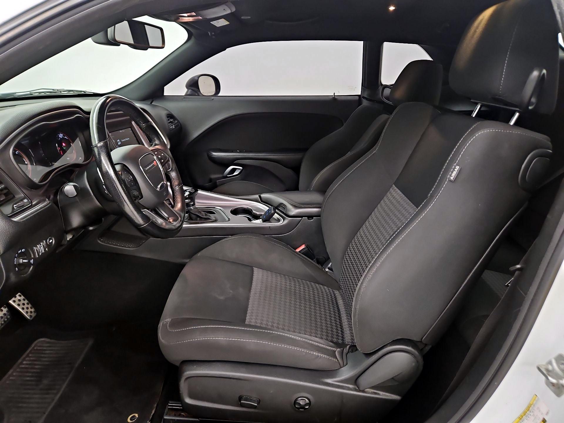 Thumbnail: 2019 Dodge Challenger - 11