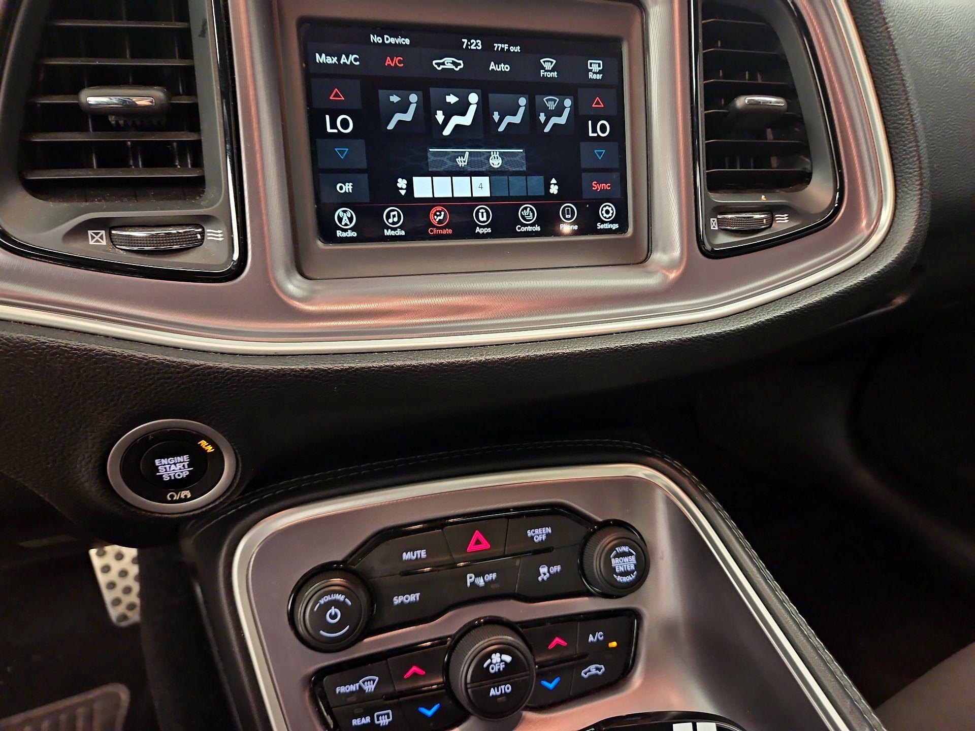 Thumbnail: 2019 Dodge Challenger - 16