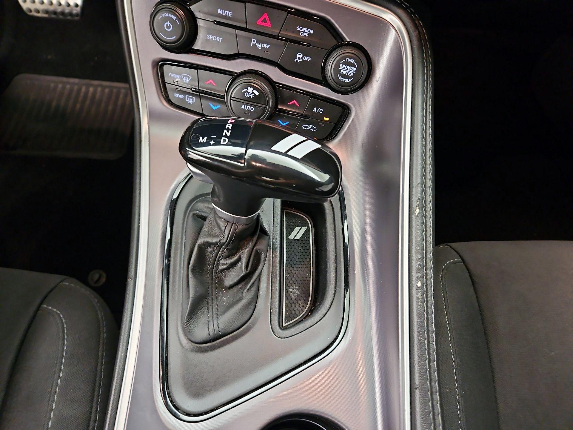 Thumbnail: 2019 Dodge Challenger - 17