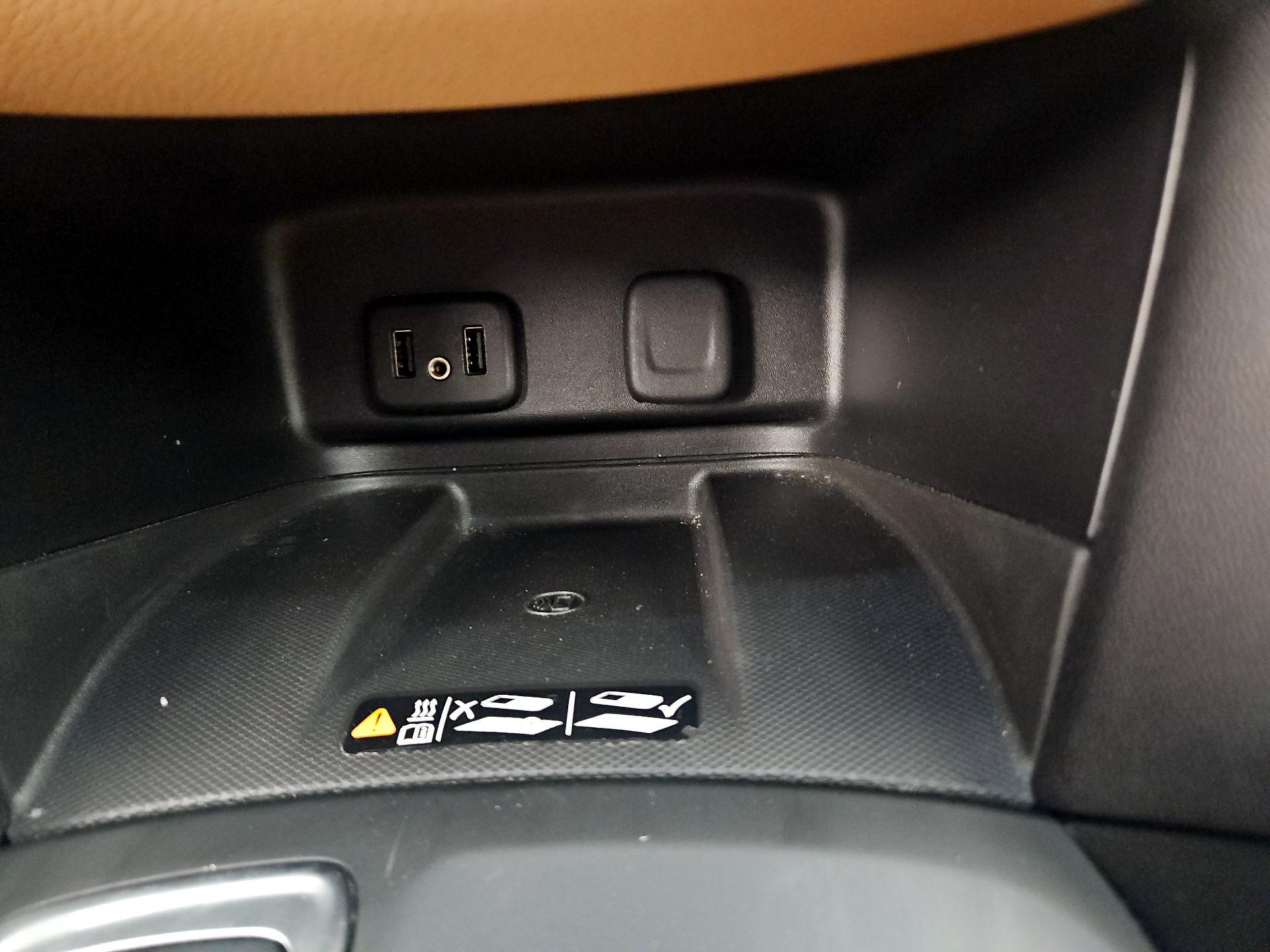 Thumbnail: 2018 Chevrolet Equinox - 18