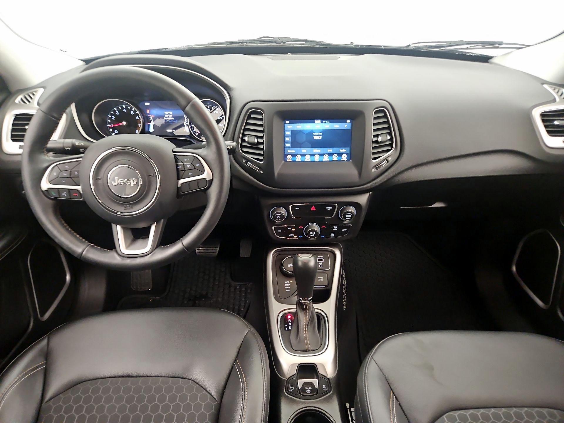 Thumbnail: 2019 Jeep Compass - 9