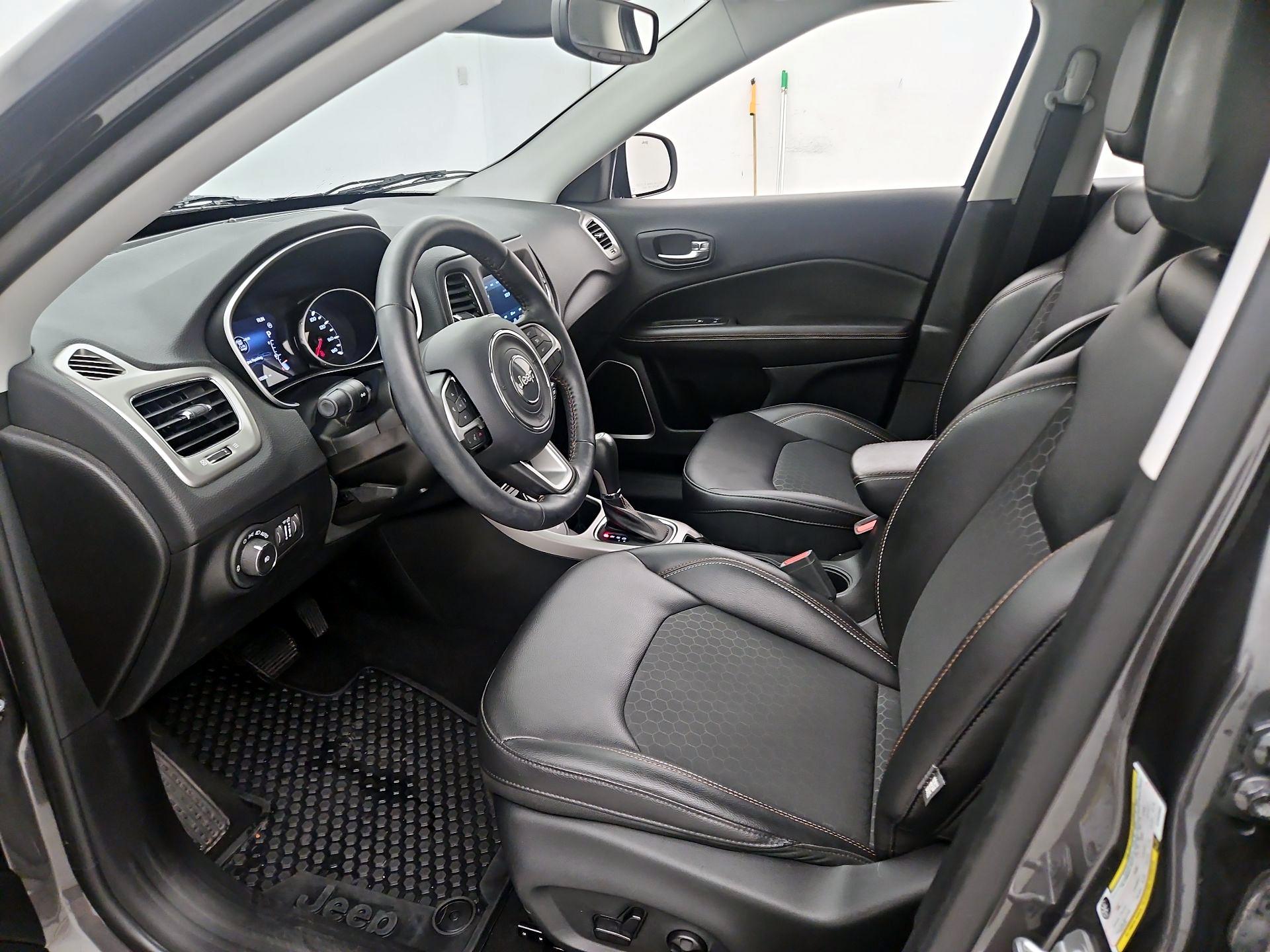 Thumbnail: 2019 Jeep Compass - 11