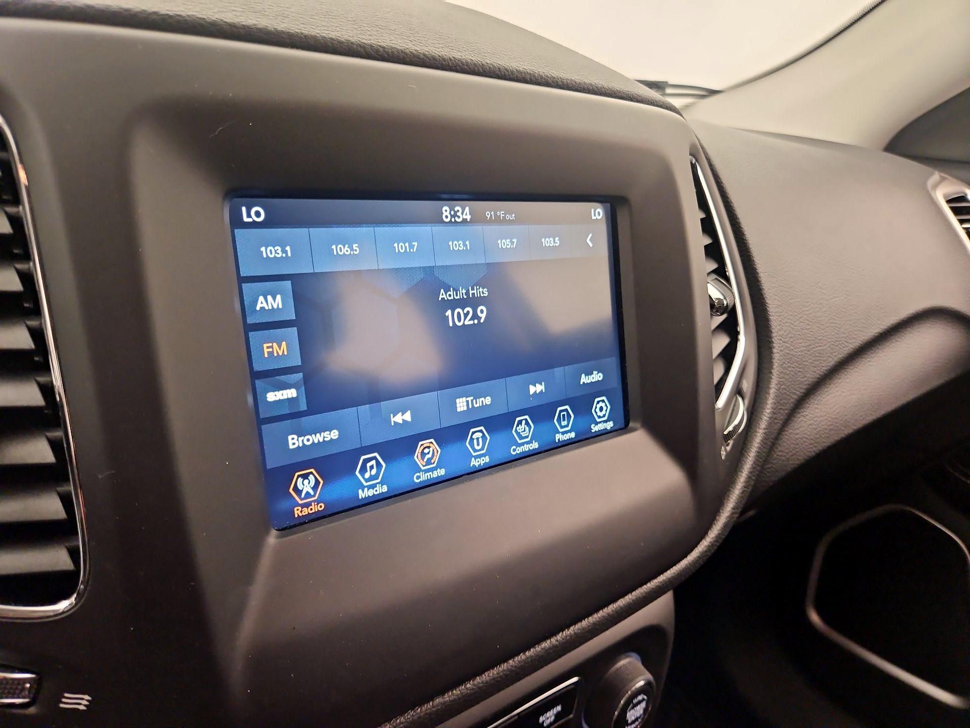 Thumbnail: 2019 Jeep Compass - 15
