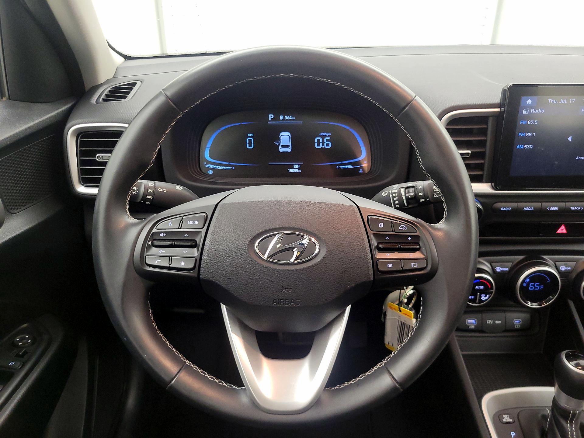 Thumbnail: 2023 Hyundai Venue - 10
