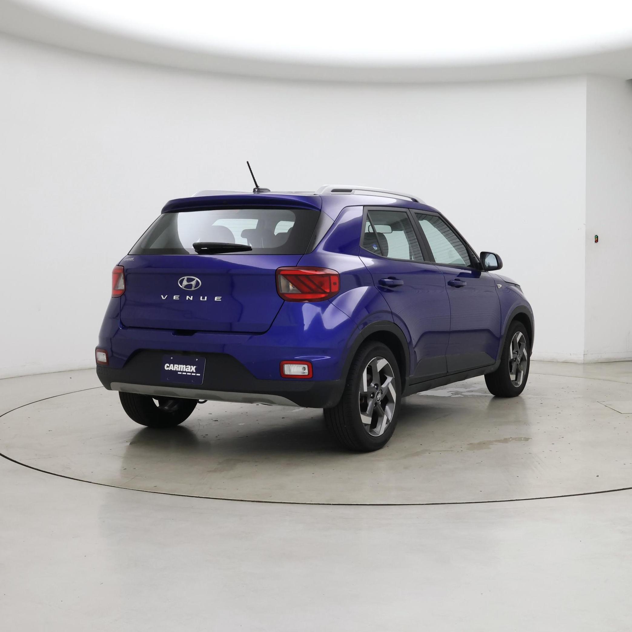Thumbnail: 2023 Hyundai Venue - 8