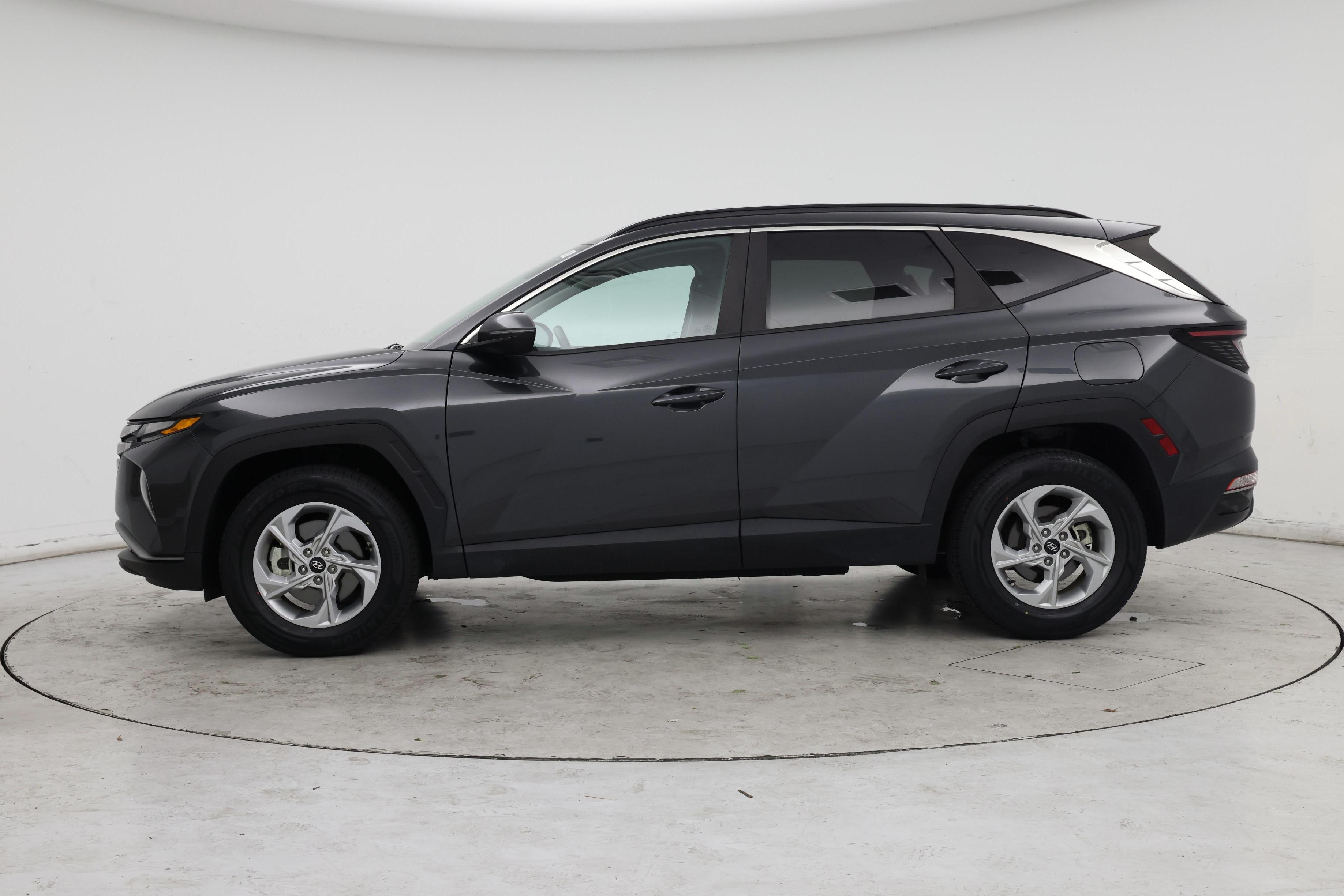 Thumbnail: 2022 Hyundai Tucson - 3