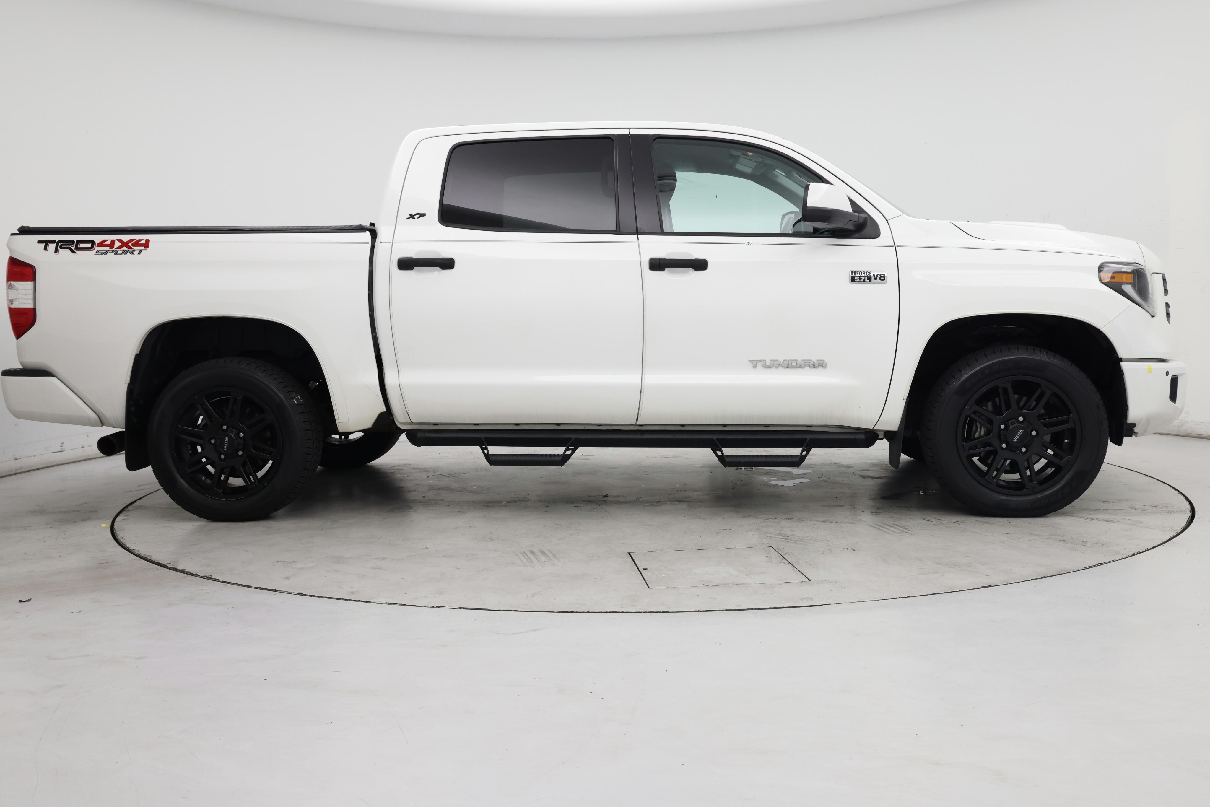 Thumbnail: 2020 Toyota Tundra - 7
