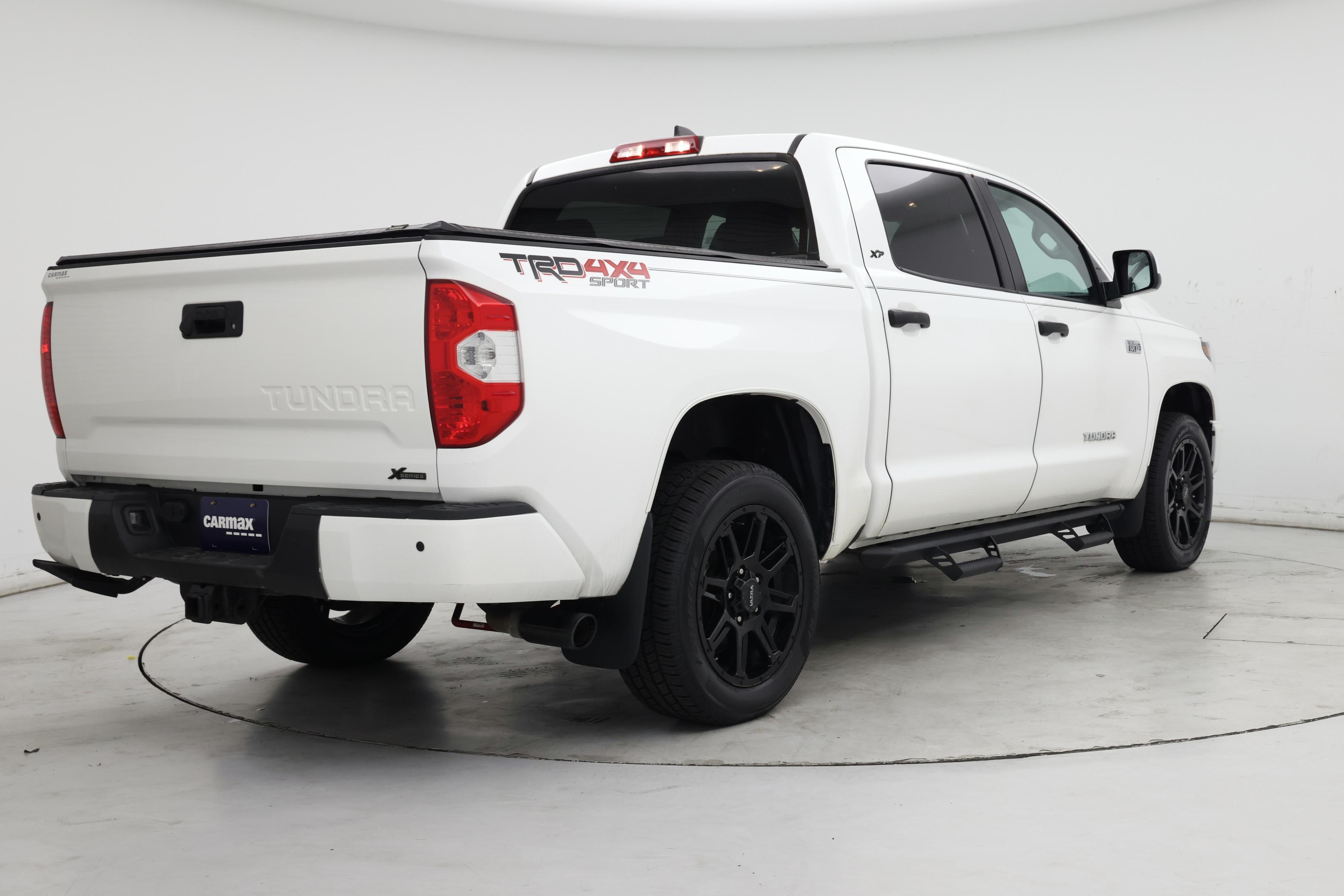 Thumbnail: 2020 Toyota Tundra - 8