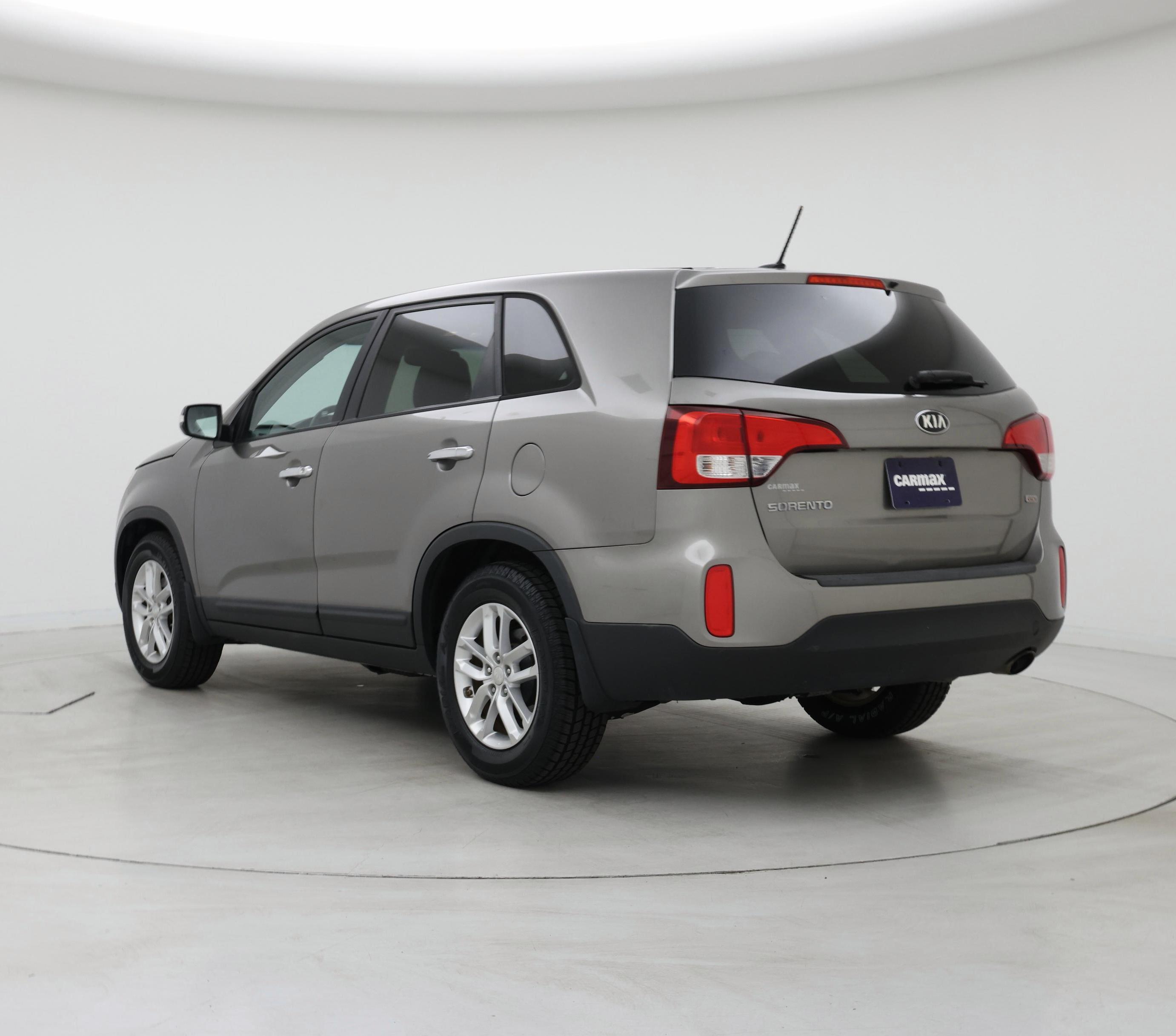 Thumbnail: 2015 Kia Sorento - 2