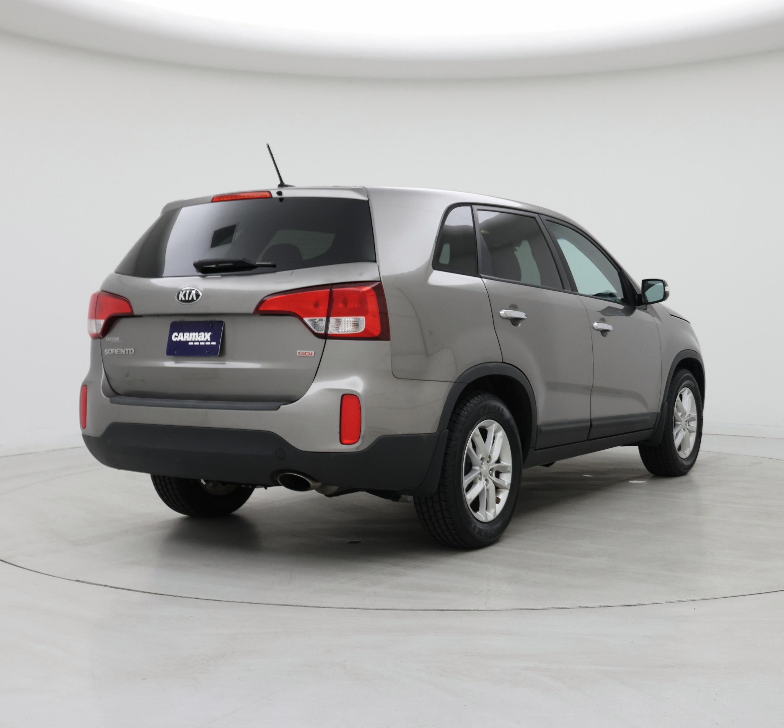 Thumbnail: 2015 Kia Sorento - 8