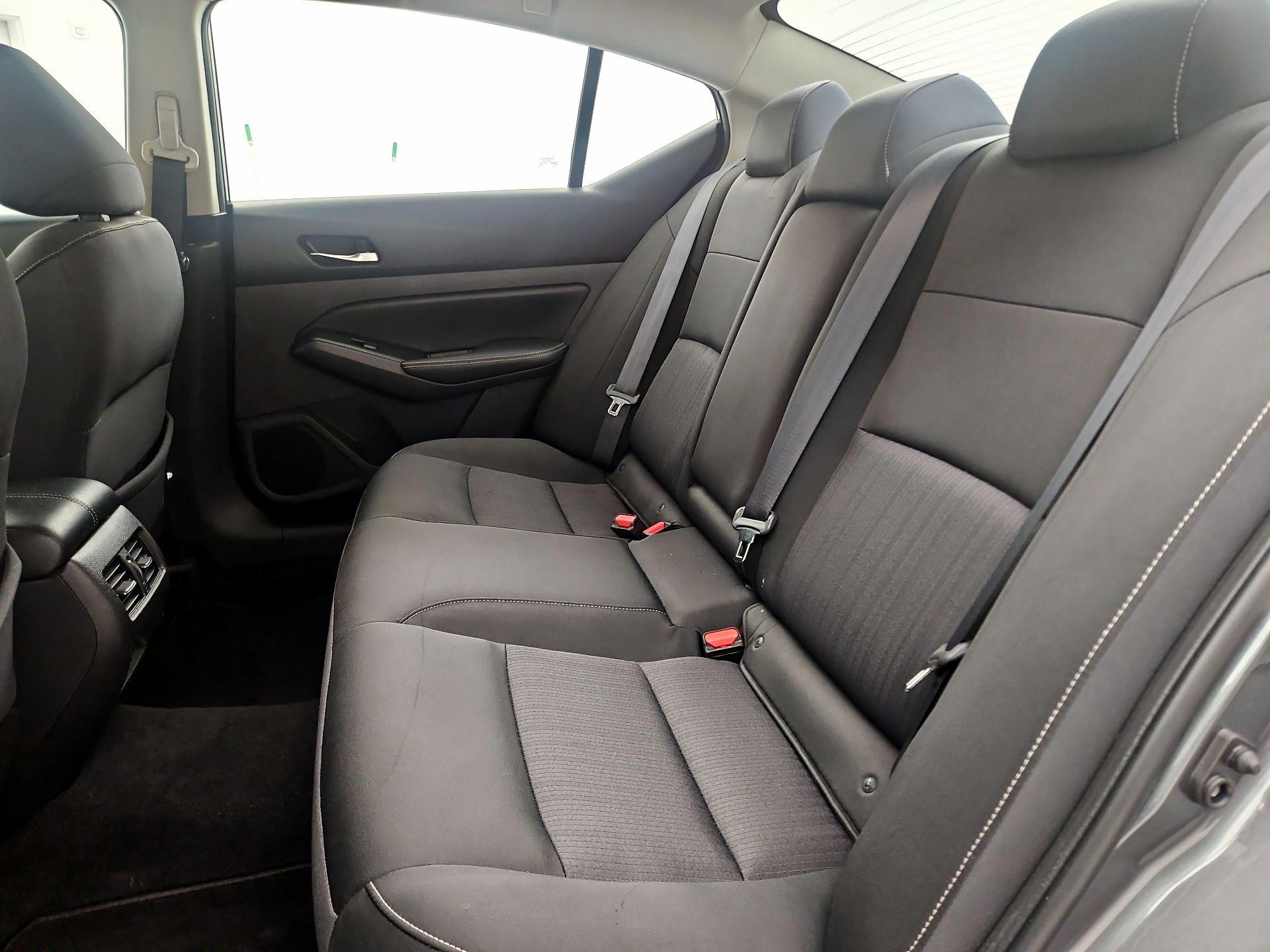 Thumbnail: 2019 Nissan Altima - 20