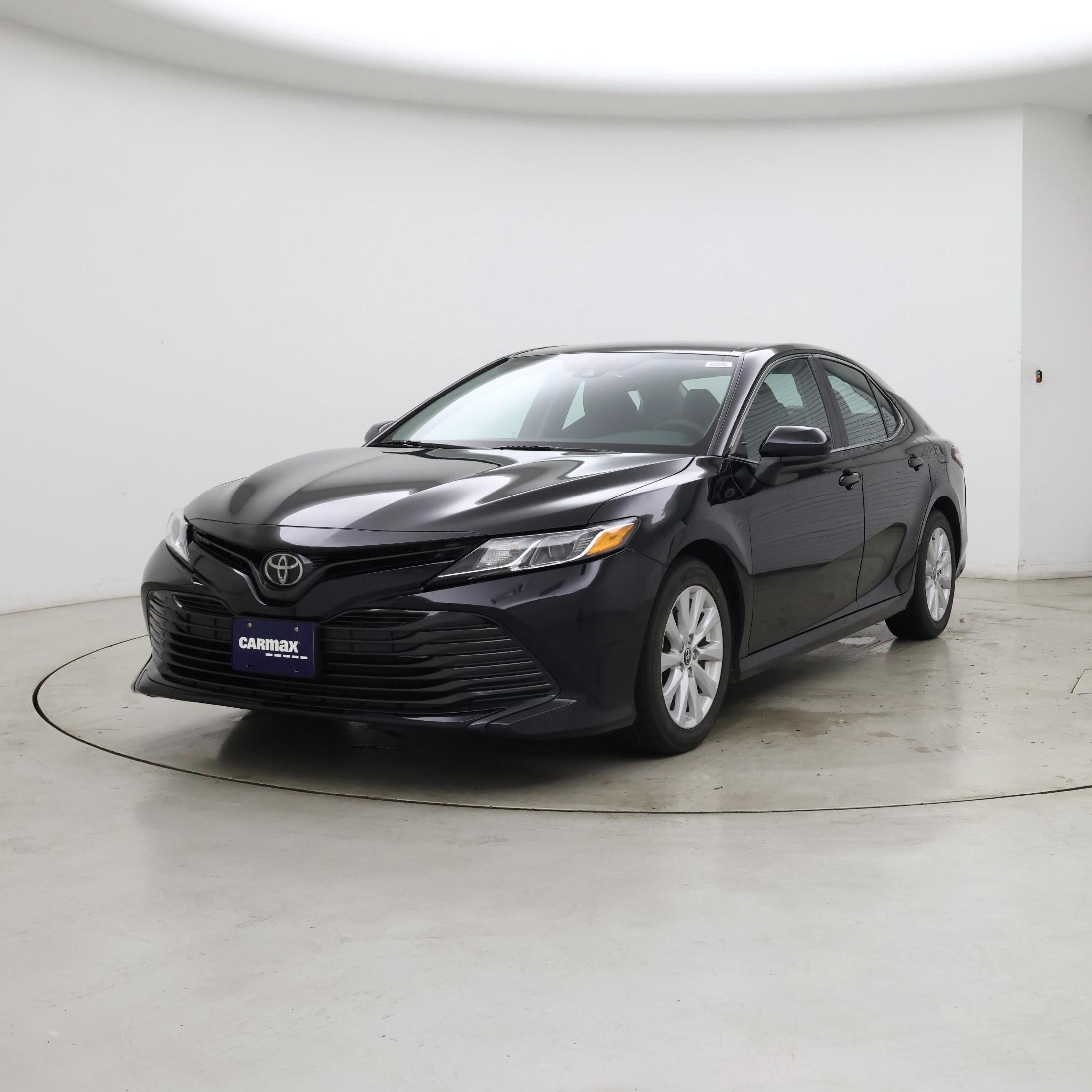 Thumbnail: 2020 Toyota Camry - 4